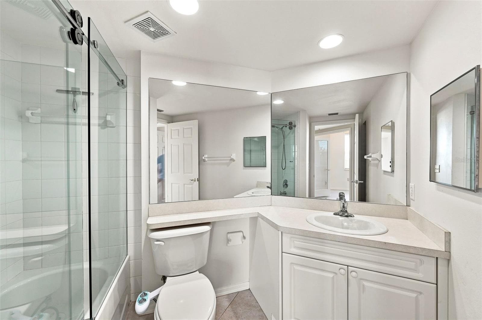 Condominium at 960 STARKEY RD #3501, LARGO, photo 28 of 65
