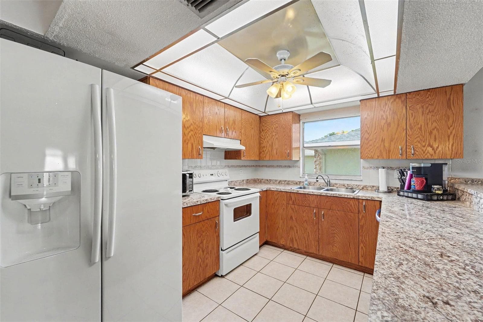 Single Family Residence at 11022 SALT TREE DR, PORT RICHEY, photo 8 of 32