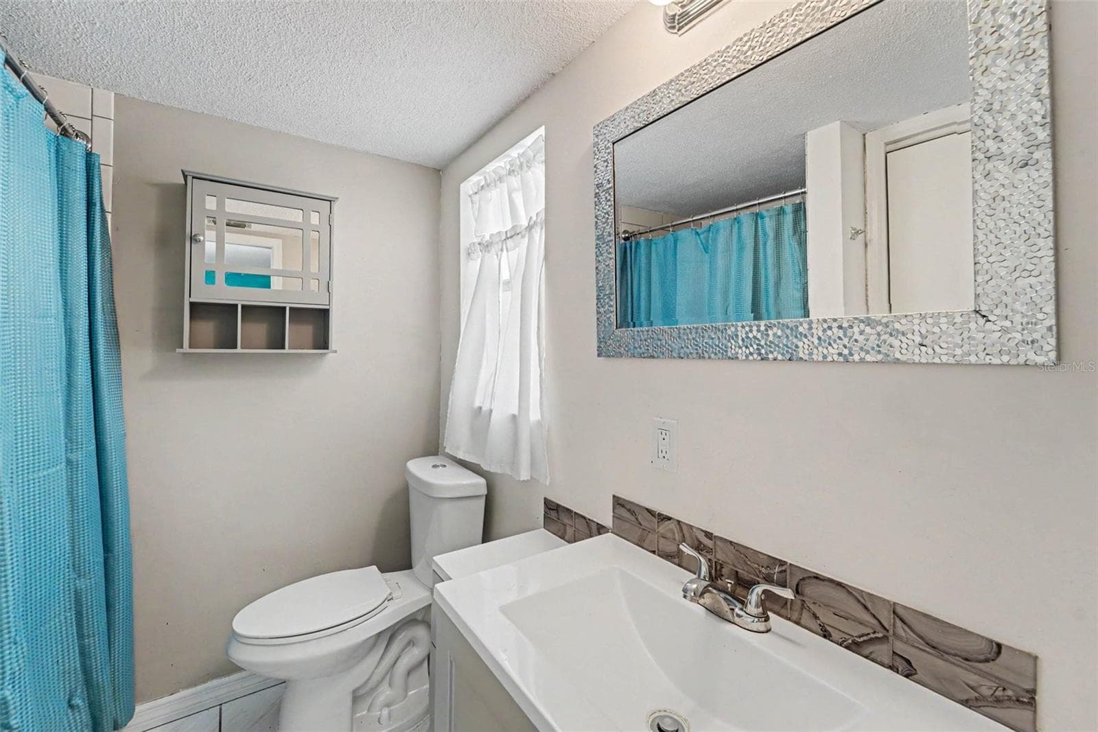 Single Family Residence at 11022 SALT TREE DR, PORT RICHEY, photo 18 of 32