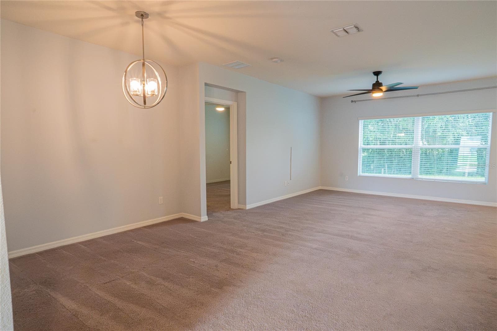 Single Family Residence at 14305 HIDDEN CT, CLERMONT, photo 5 of 39