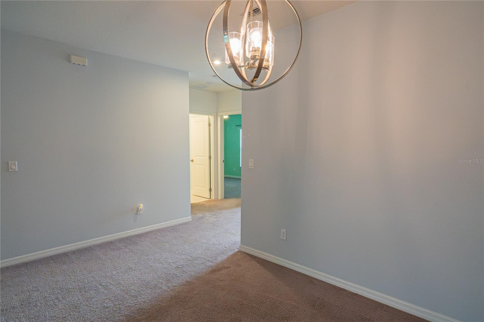 Single Family Residence at 14305 HIDDEN CT, CLERMONT, photo 7 of 39