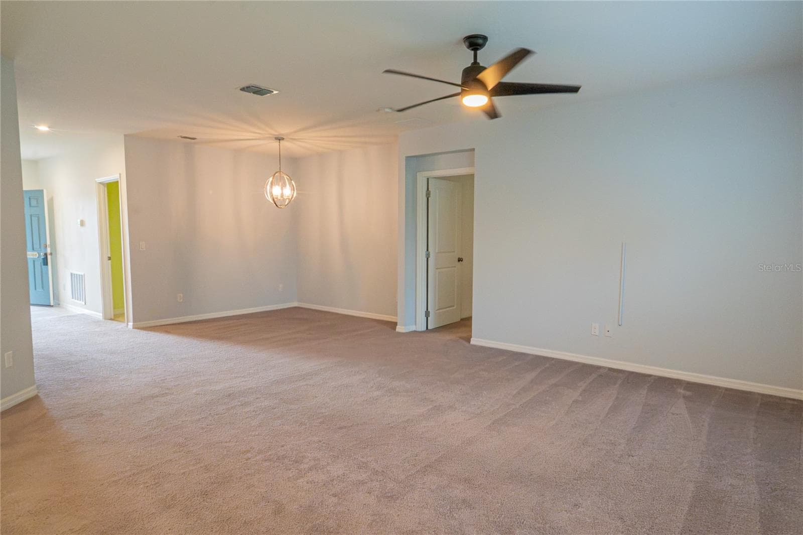 Single Family Residence at 14305 HIDDEN CT, CLERMONT, photo 10 of 39