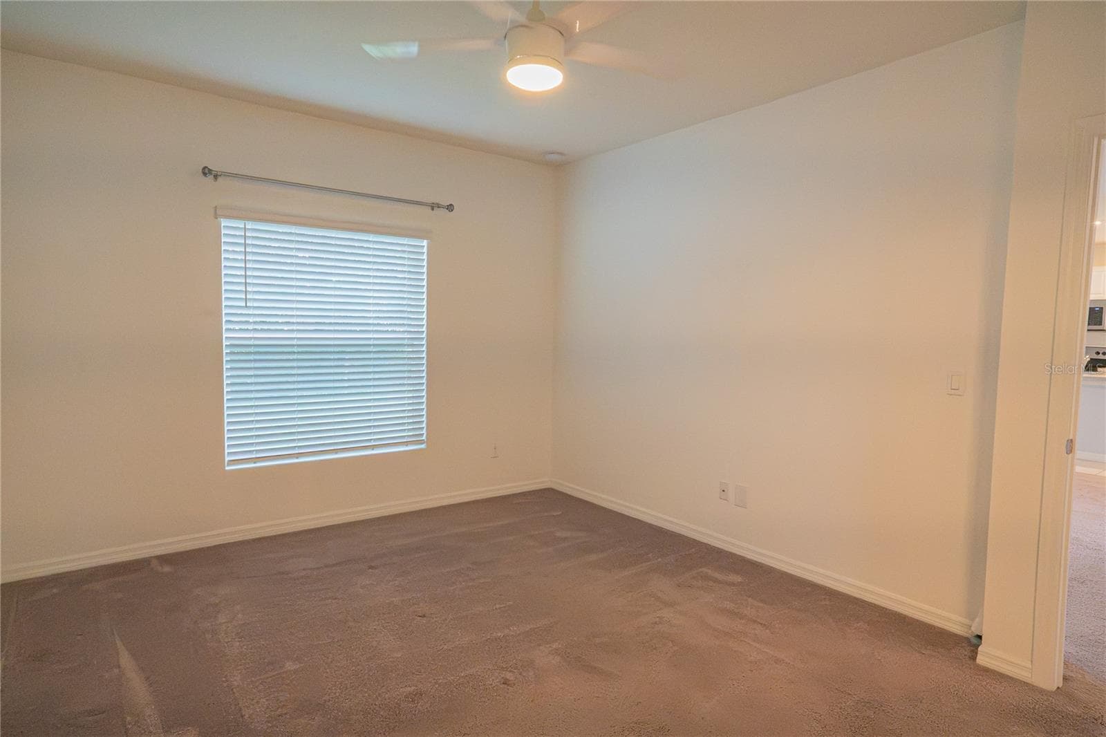 Single Family Residence at 14305 HIDDEN CT, CLERMONT, photo 17 of 39