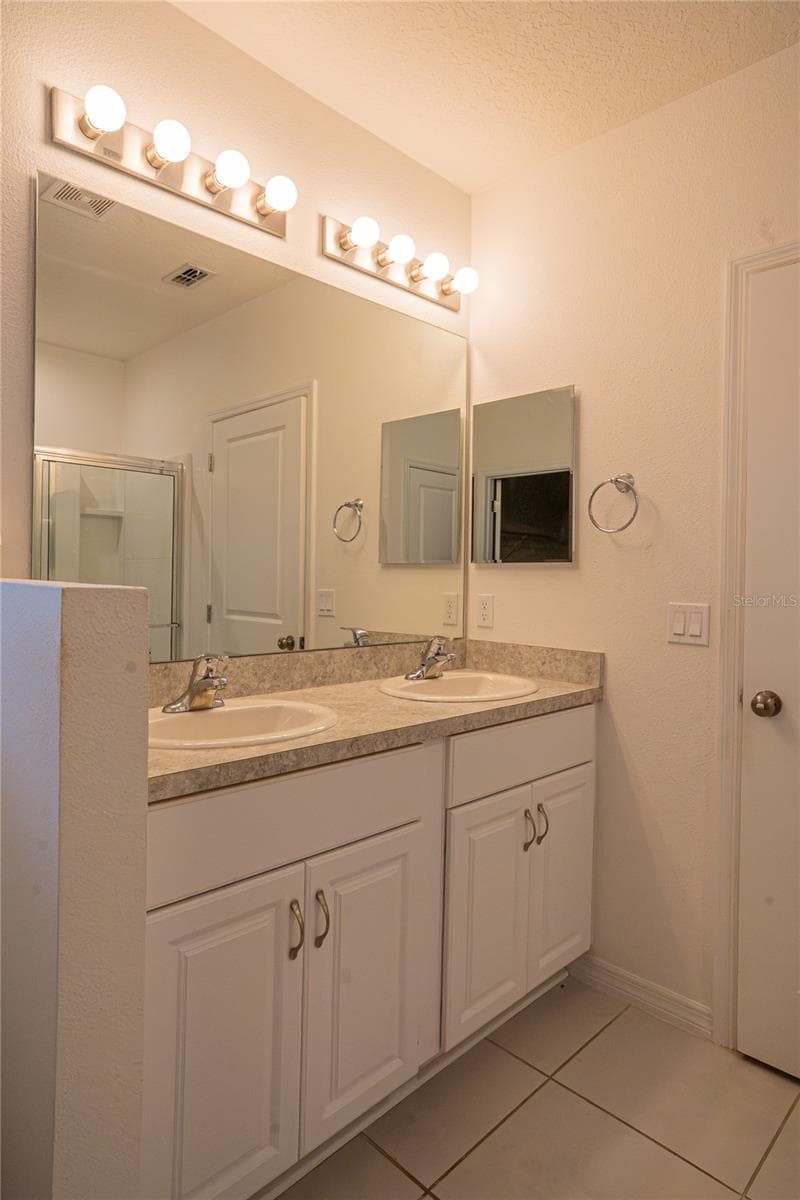 Single Family Residence at 14305 HIDDEN CT, CLERMONT, photo 24 of 39