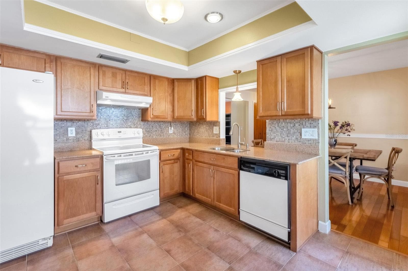 Single Family Residence at 1850 BRYAN AVE, WINTER PARK, photo 10 of 31