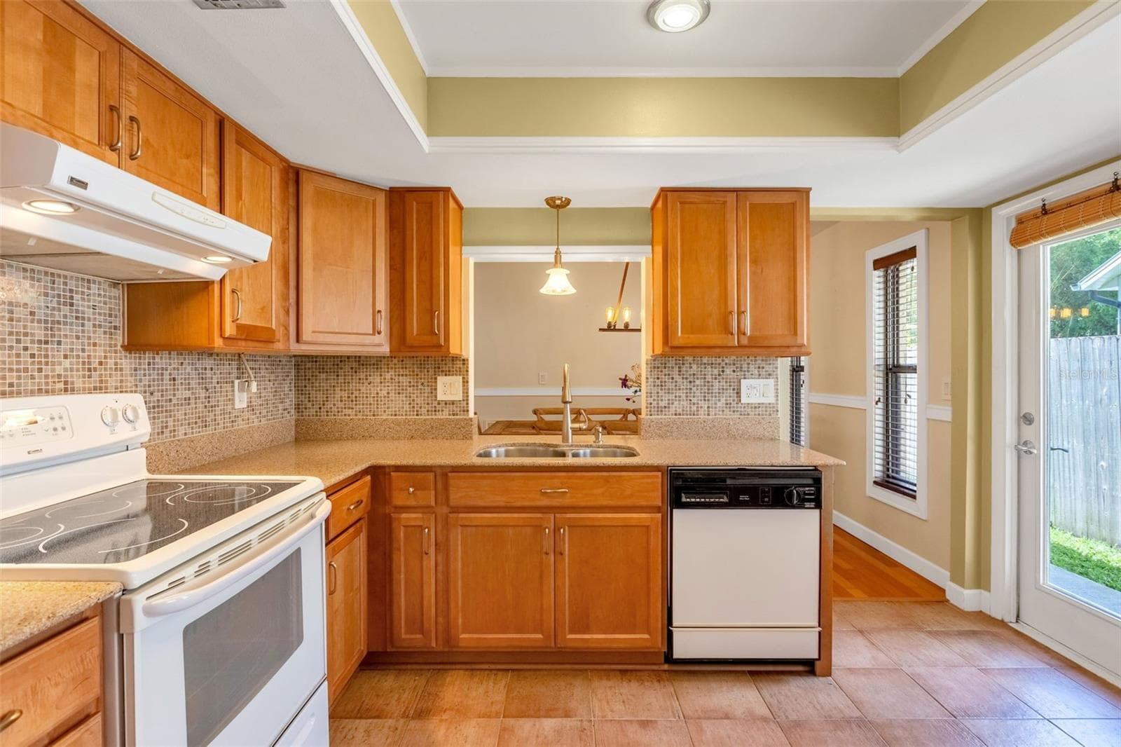Single Family Residence at 1850 BRYAN AVE, WINTER PARK, photo 11 of 31