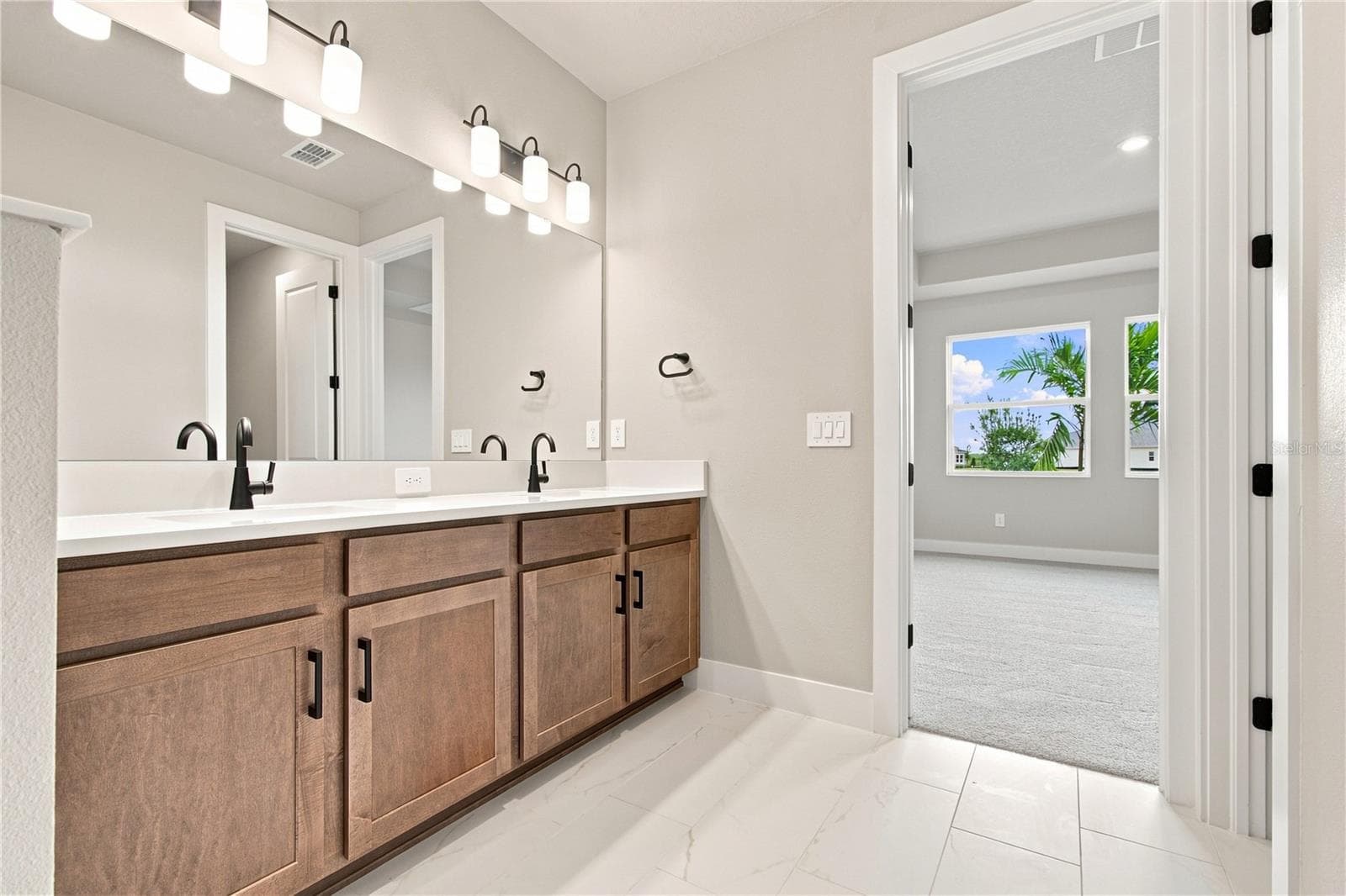 Owner's Bath - 7733 MARINA BAY CV, PALMETTO