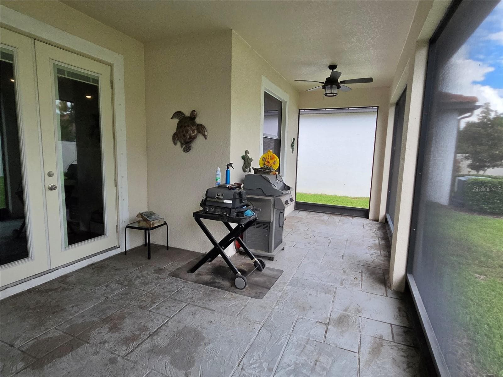 Single Family Residence at 16842 SCUBA CREST ST, WIMAUMA, photo 3 of 6