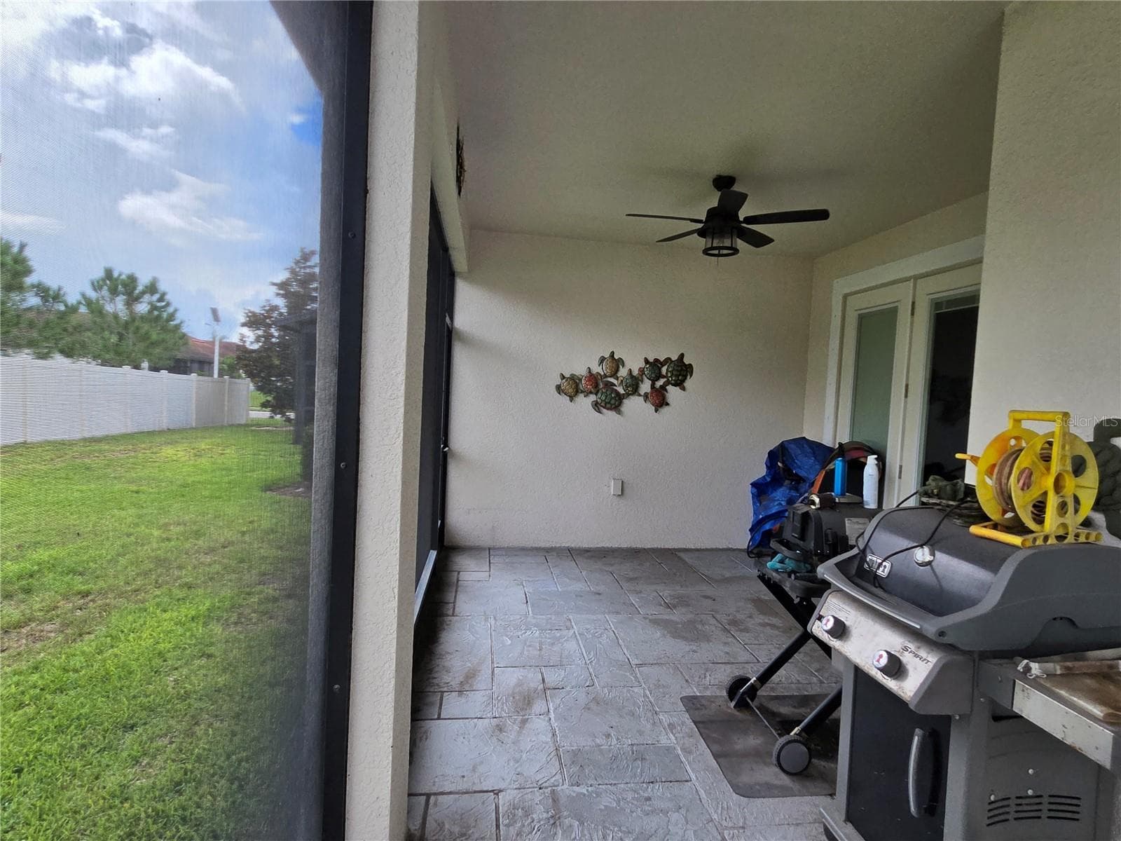 Single Family Residence at 16842 SCUBA CREST ST, WIMAUMA, photo 4 of 6
