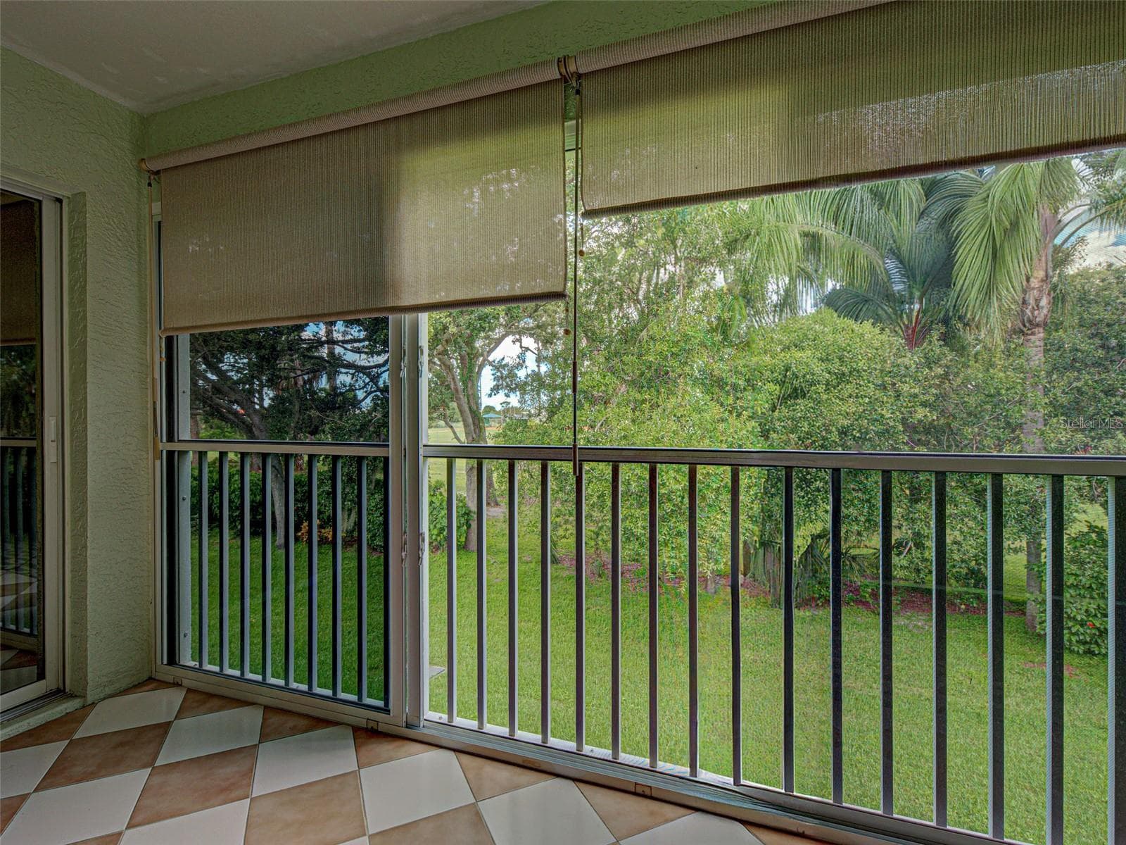 Condominium at 5725 GREENWOOD AVE #9201, NORTH PORT, photo 12 of 29