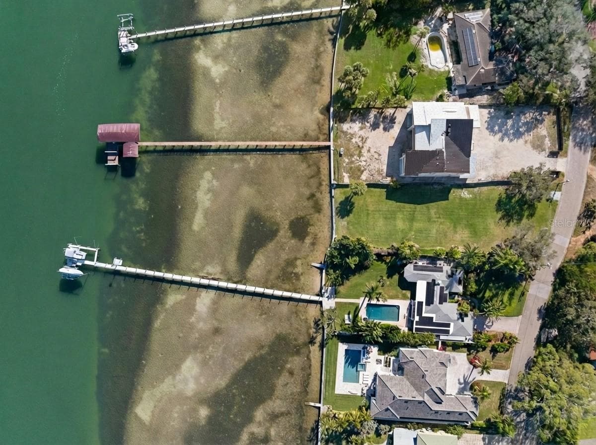 0.51 Acres & 90' Tampa Bay waterfront - 6100 BAHAMA SHORES DR S, ST PETERSBURG