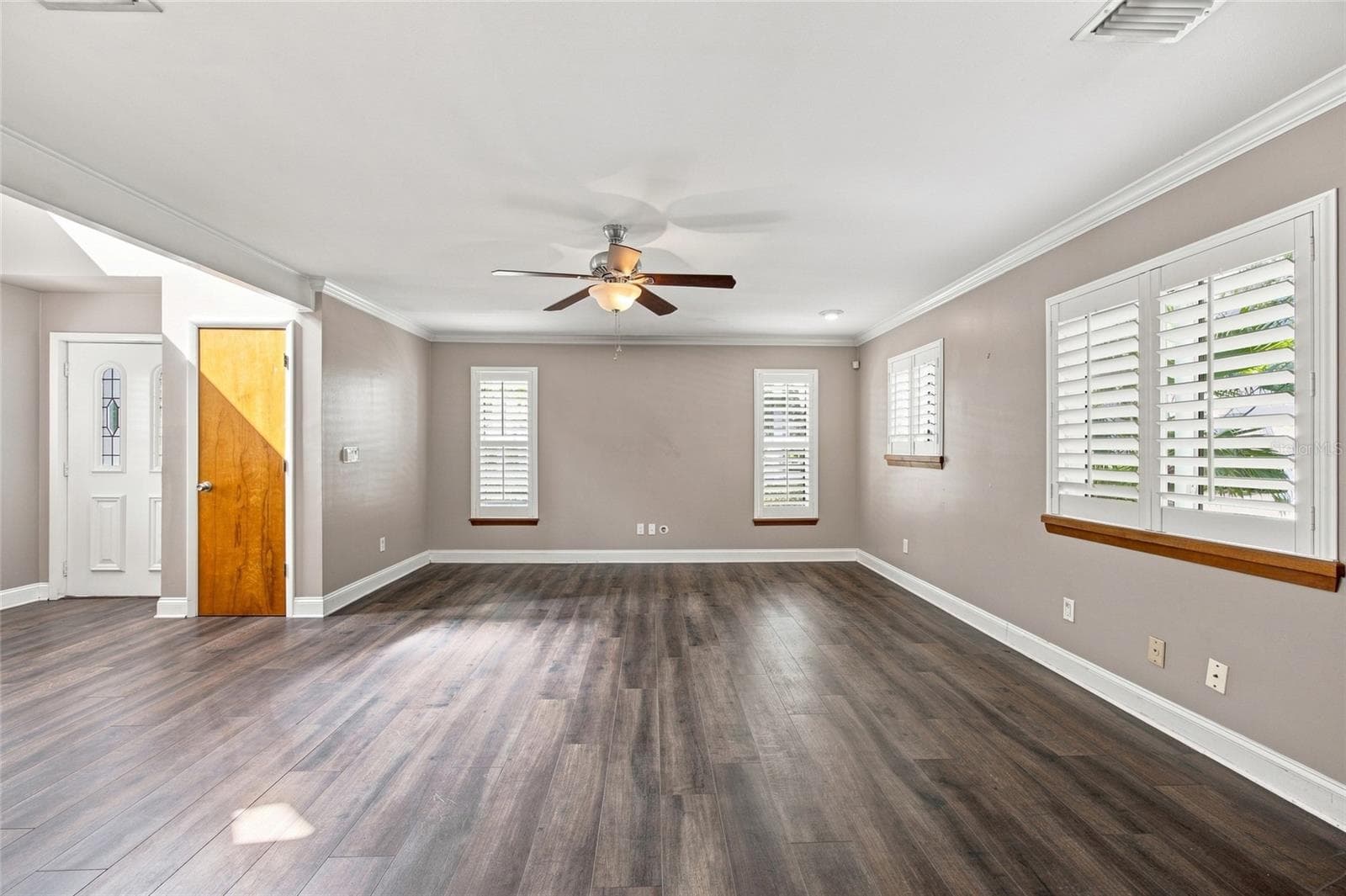Living Room - 2802 W ESTRELLA ST, TAMPA
