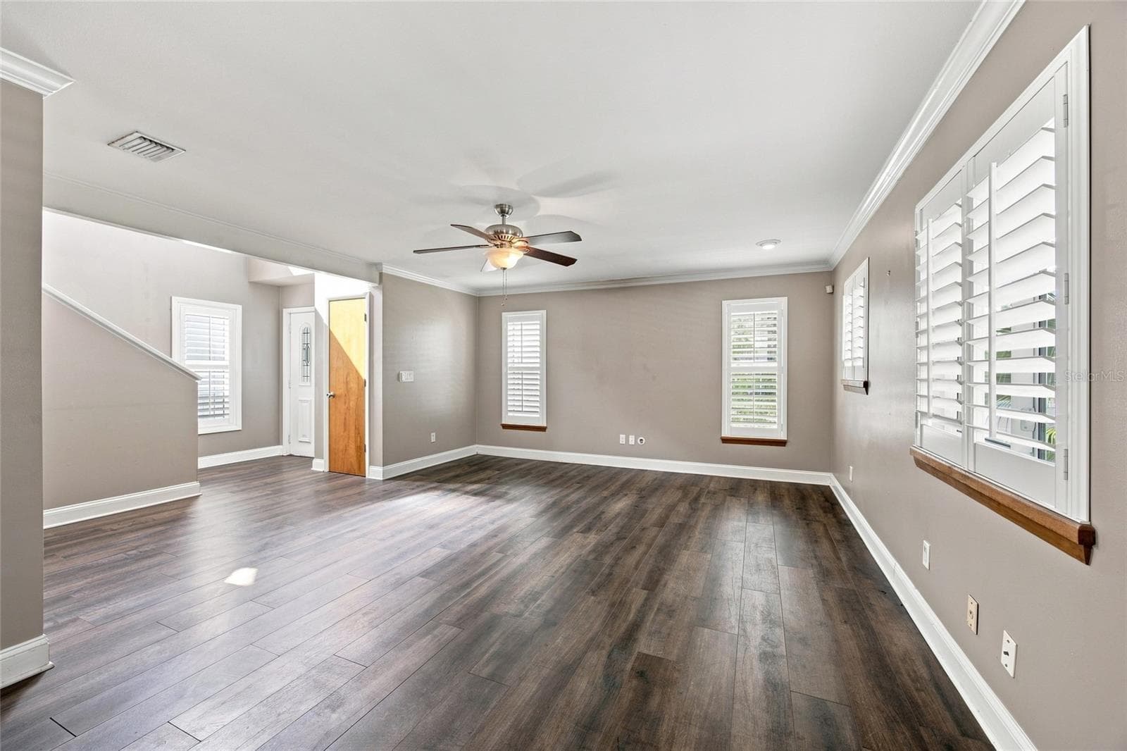 Single Family Residence at 2802 W ESTRELLA ST, TAMPA, photo 6 of 53