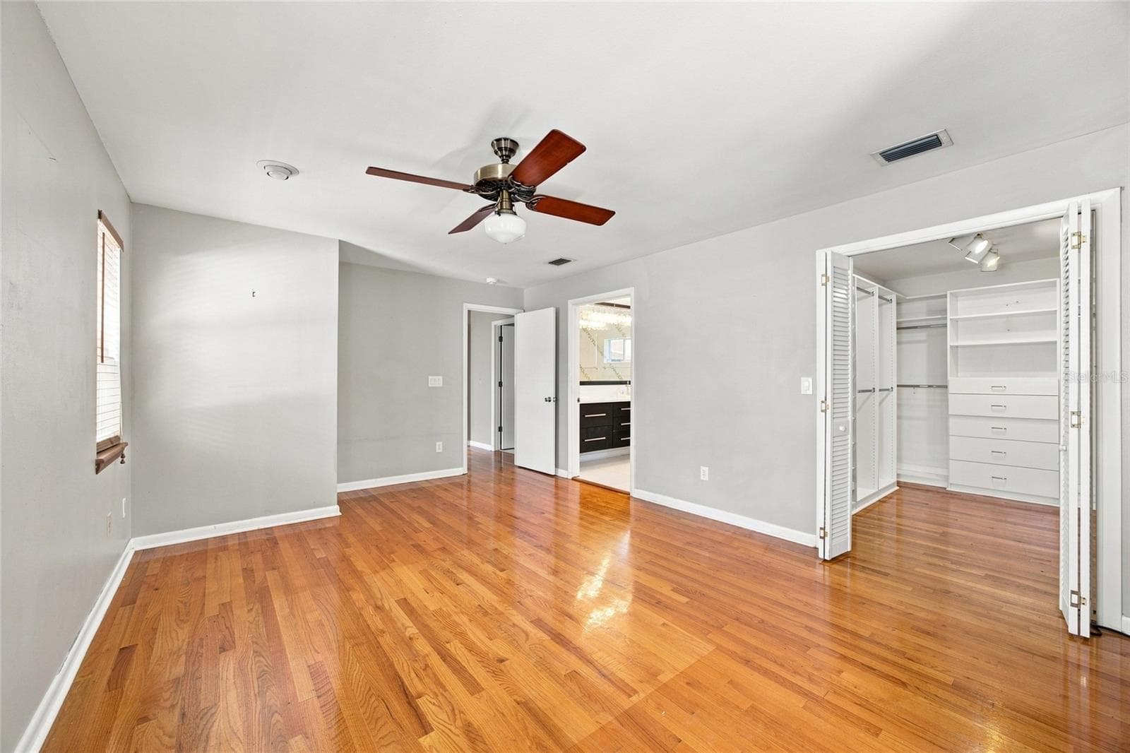 Single Family Residence at 2802 W ESTRELLA ST, TAMPA, photo 21 of 53