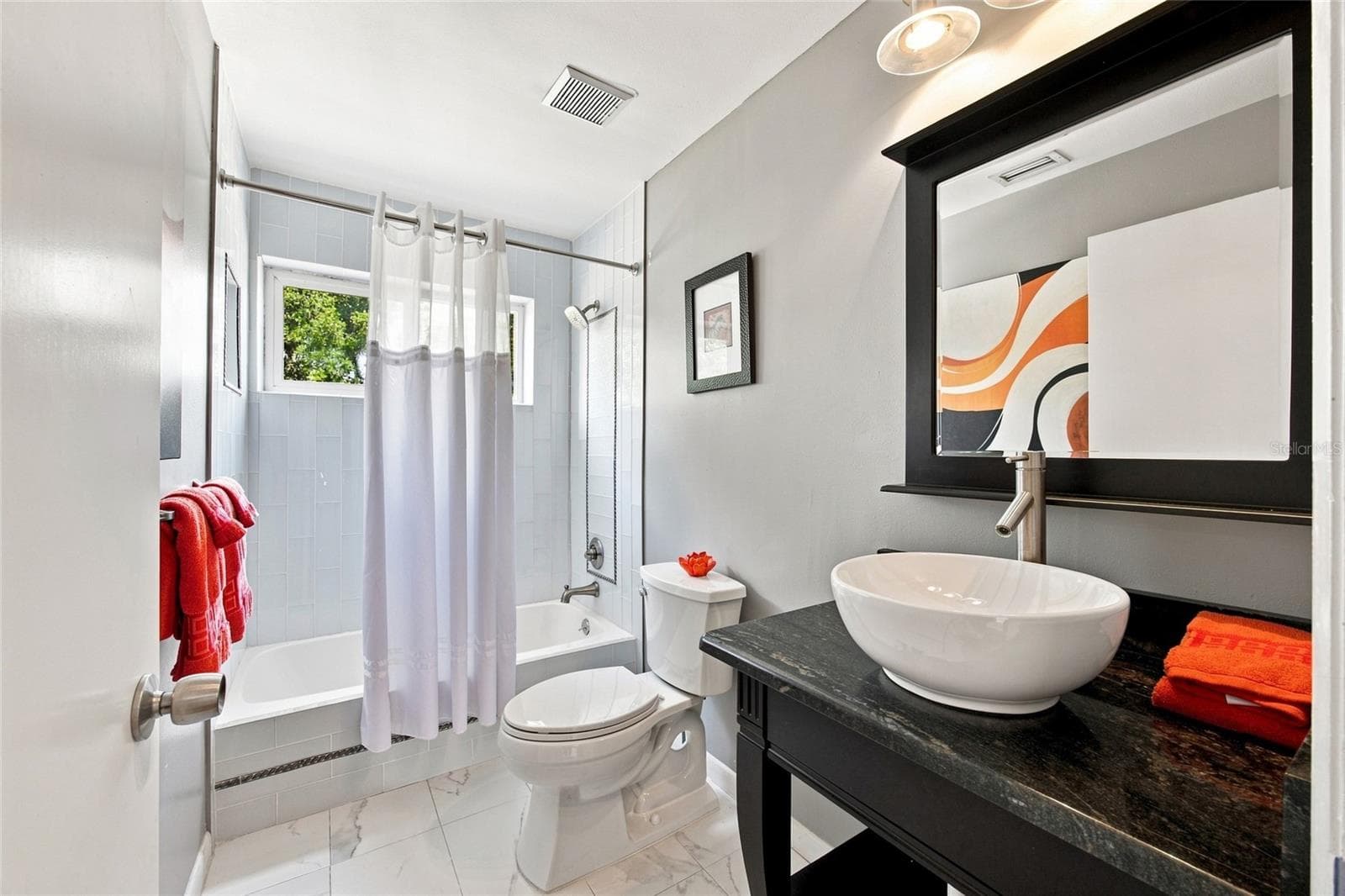 Bathroom 2 - 2802 W ESTRELLA ST, TAMPA