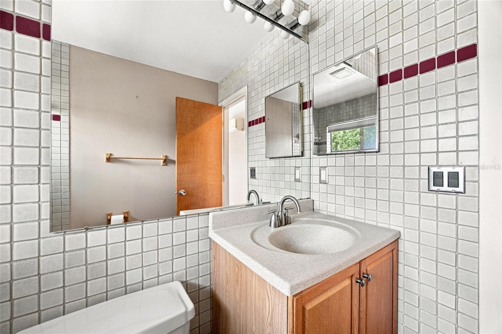ADU Bathroom - 2802 W ESTRELLA ST, TAMPA