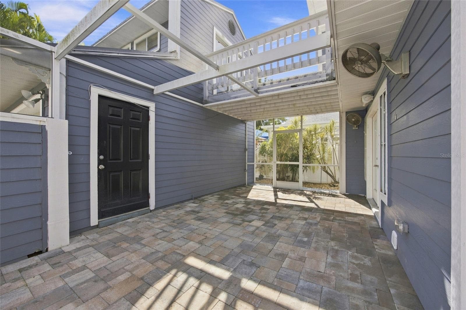 Single Family Residence at 2802 W ESTRELLA ST, TAMPA, photo 39 of 53