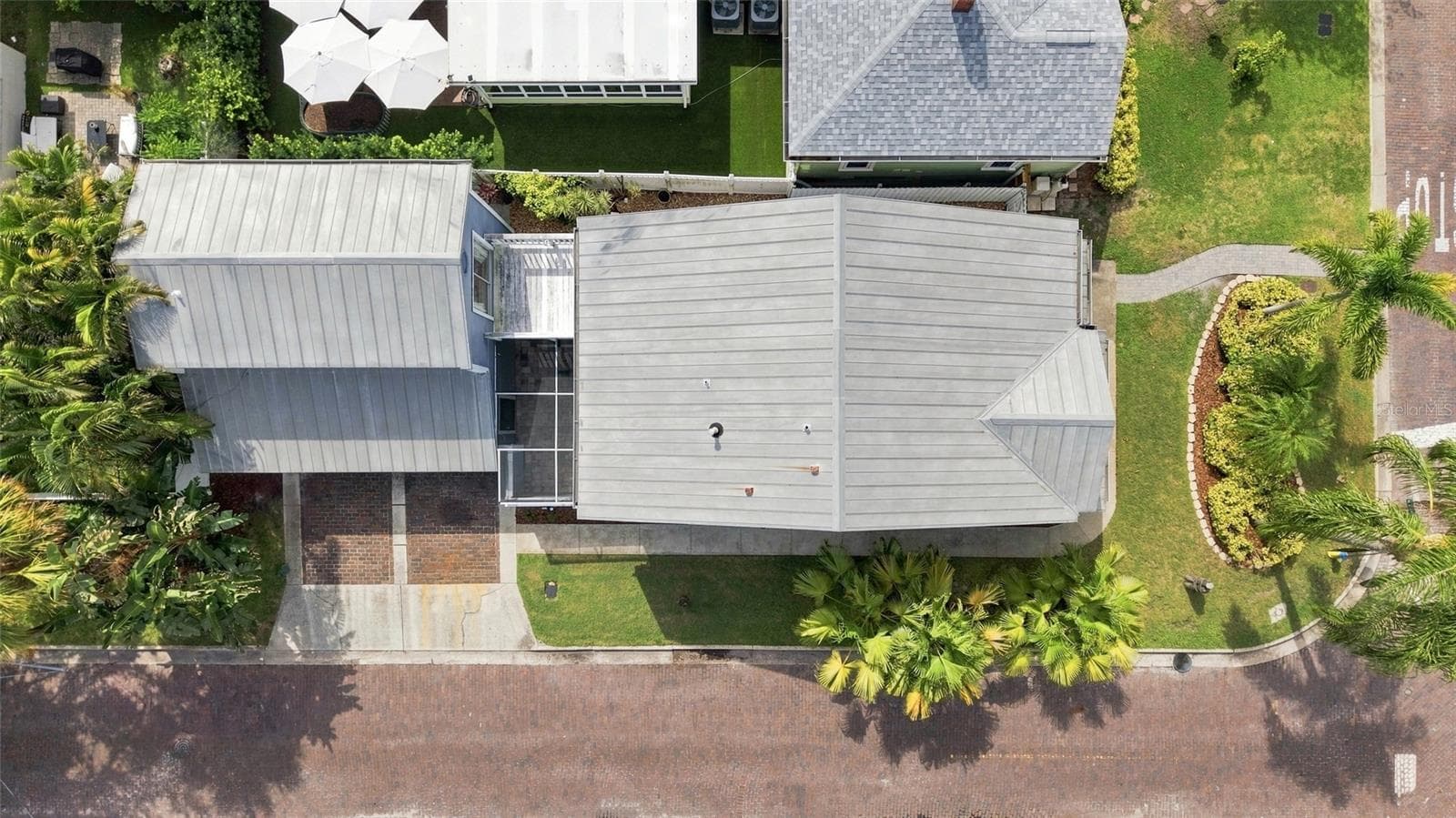 Single Family Residence at 2802 W ESTRELLA ST, TAMPA, photo 46 of 53