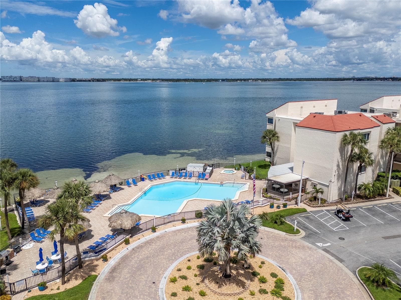 Waterfront Pool - 5729 PUERTA DEL SOL BLVD S #381, ST PETERSBURG
