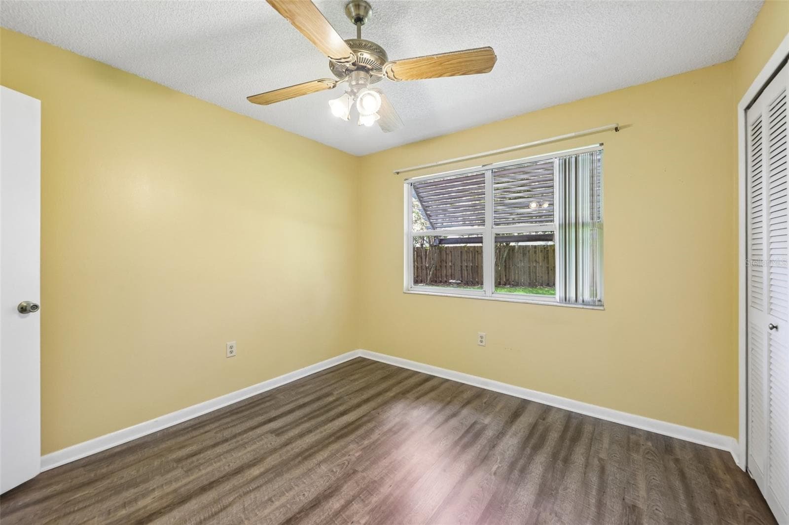 Single Family Residence at 1607 SELKIRK DR, LEESBURG, photo 26 of 53