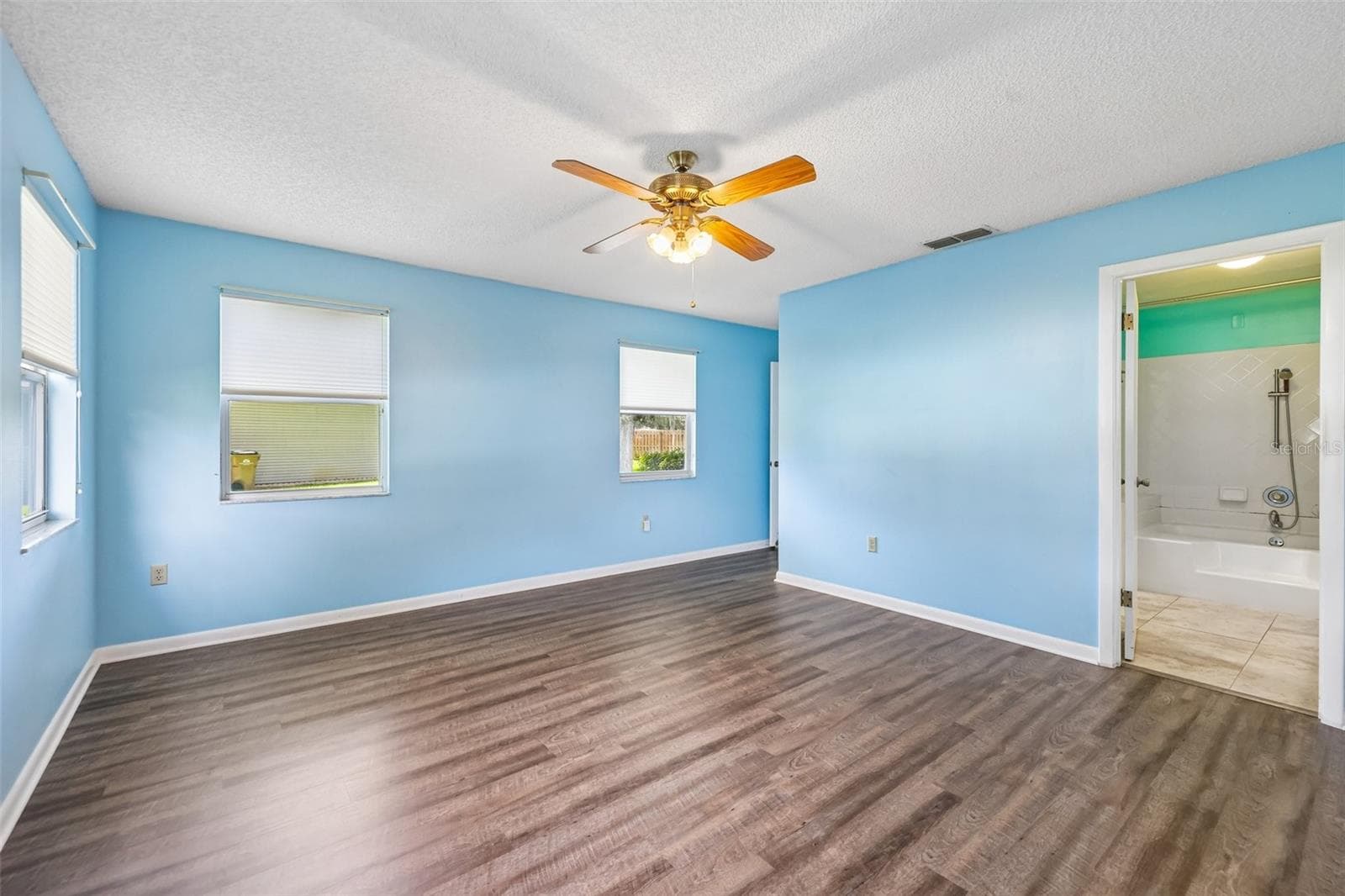 Single Family Residence at 1607 SELKIRK DR, LEESBURG, photo 31 of 53