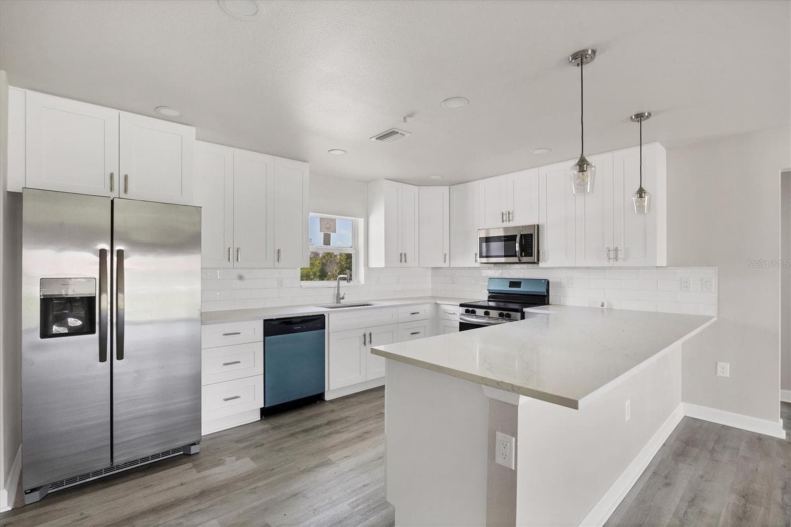 Triplex at 238 BOUNDARY BLVD, ROTONDA WEST, photo 10 of 52