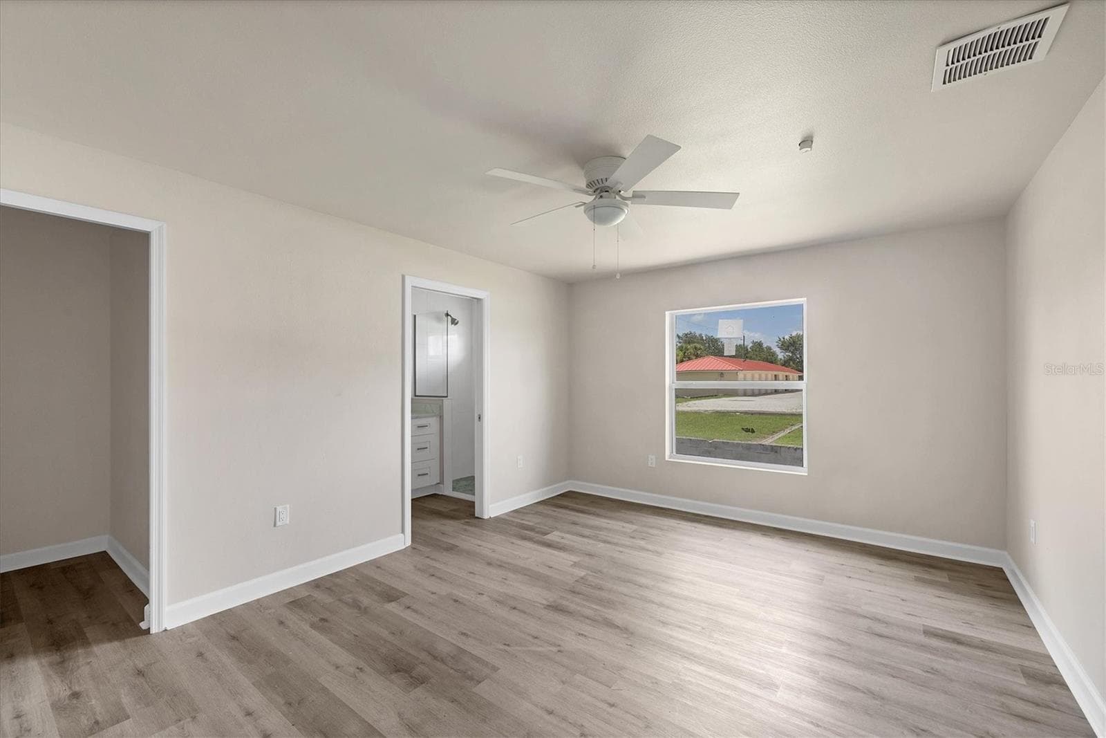 Triplex at 238 BOUNDARY BLVD, ROTONDA WEST, photo 25 of 52