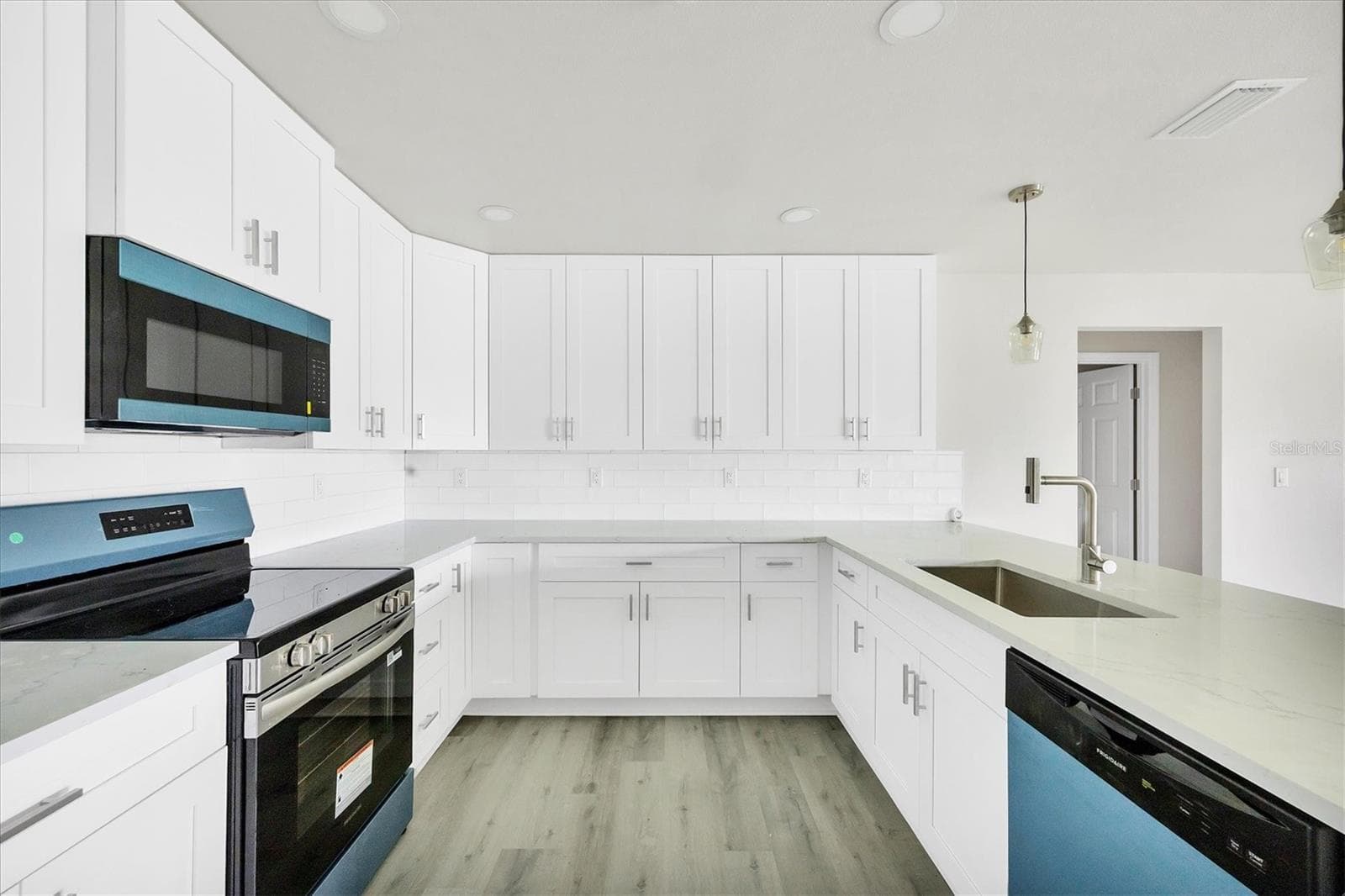 Triplex at 238 BOUNDARY BLVD, ROTONDA WEST, photo 36 of 52