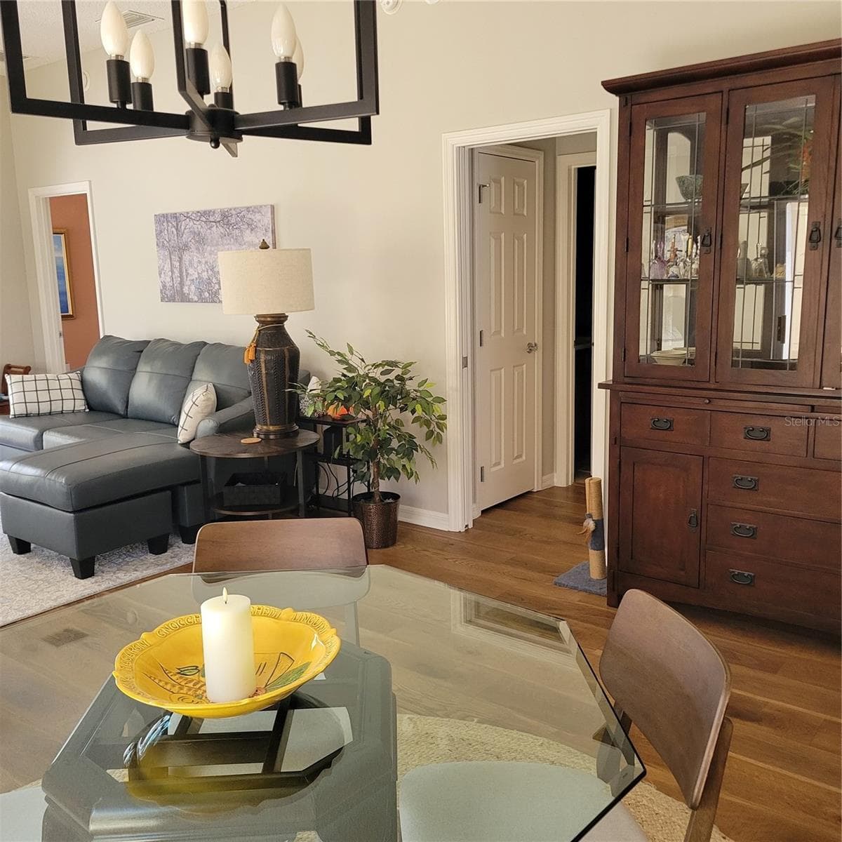 Villa at 1521 TRENTON LN, THE VILLAGES, photo 5 of 14