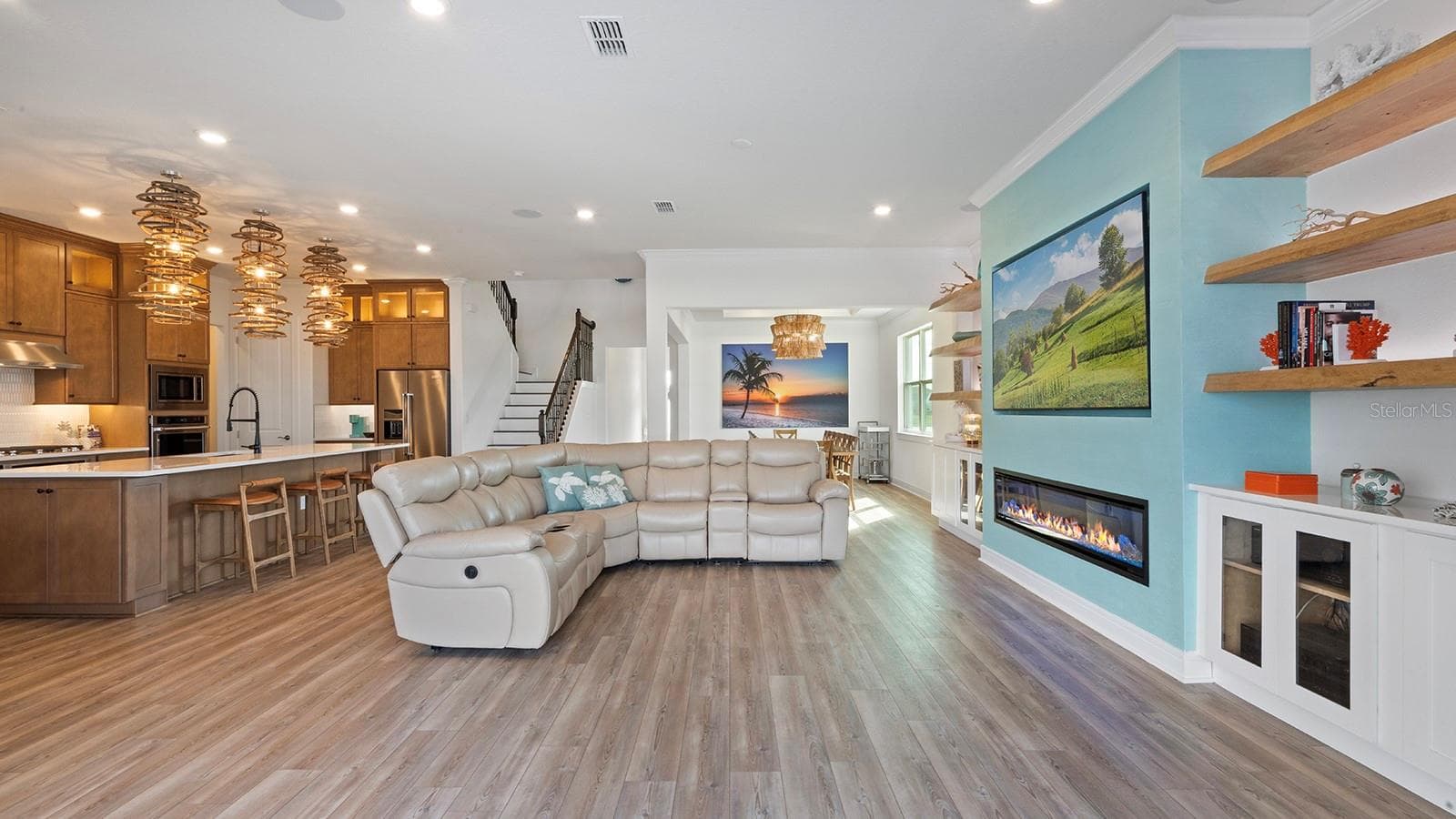 Single Family Residence at 13726 TYBEE BEACH LN, ORLANDO, photo 8 of 45
