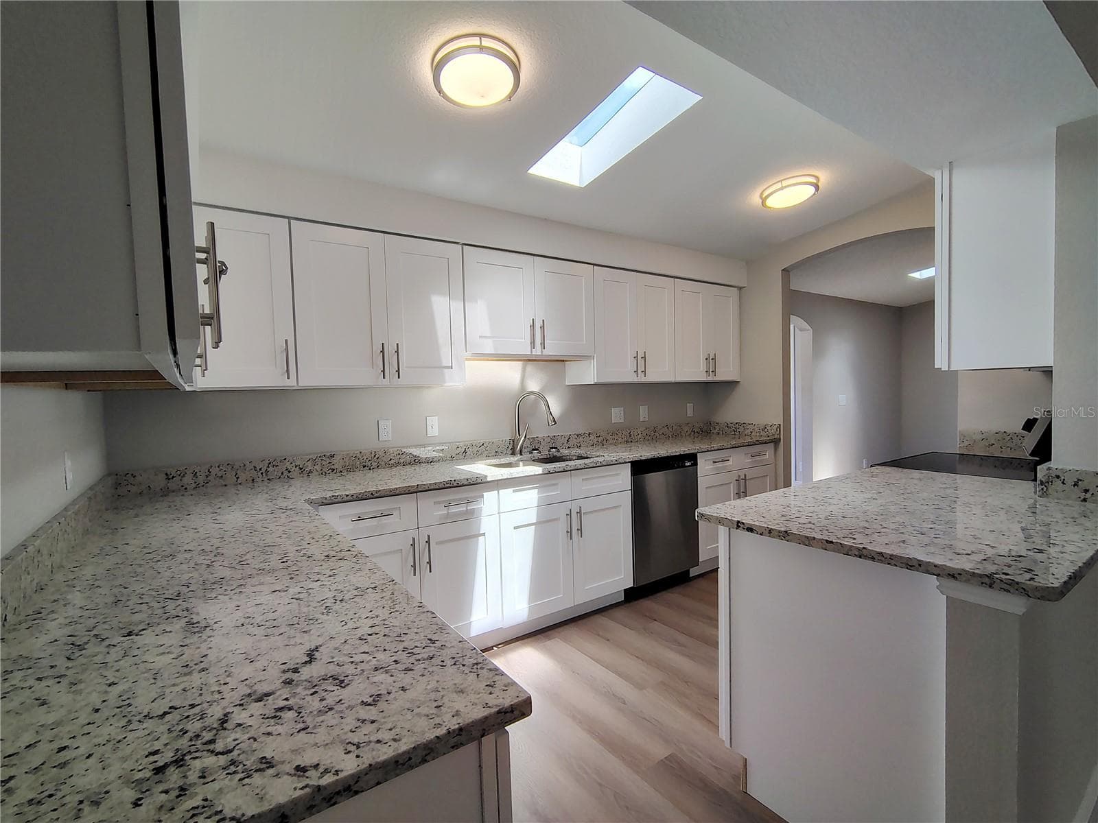 Manufactured Home at 702 TURNBERRY LN, LADY LAKE, photo 6 of 17