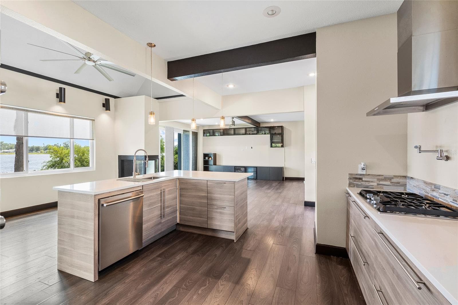 Single Family Residence at 18200 CYPRESS COVE LN, LUTZ, photo 24 of 74