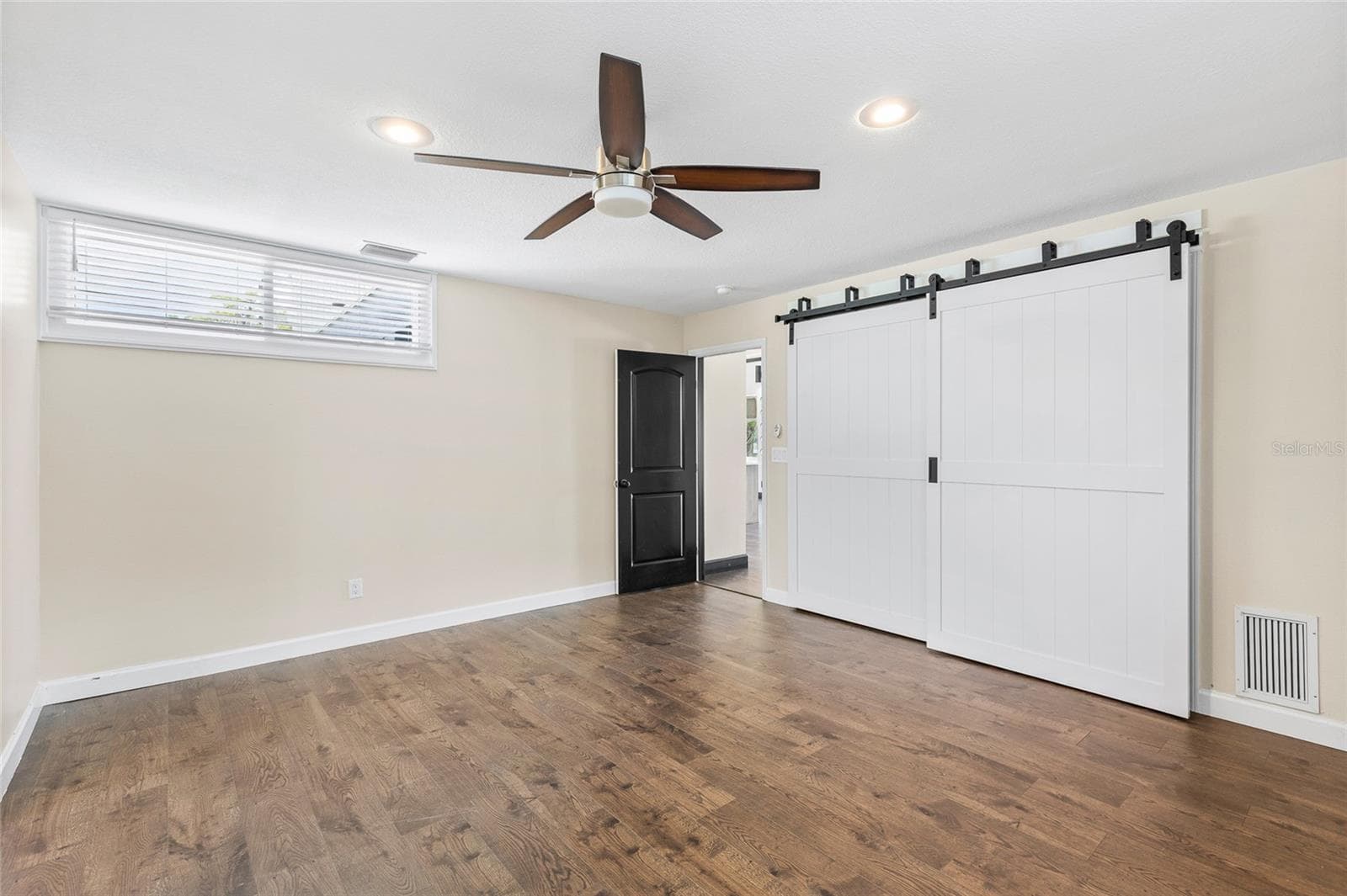 Single Family Residence at 18200 CYPRESS COVE LN, LUTZ, photo 30 of 74