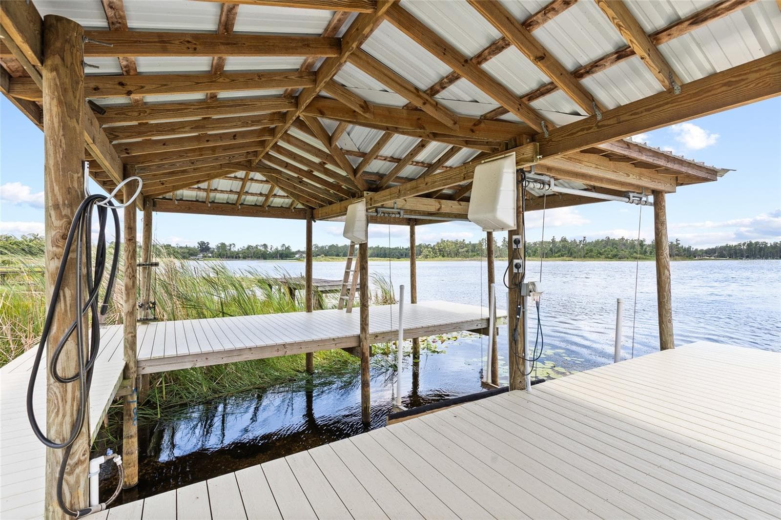 Single Family Residence at 18200 CYPRESS COVE LN, LUTZ, photo 55 of 74