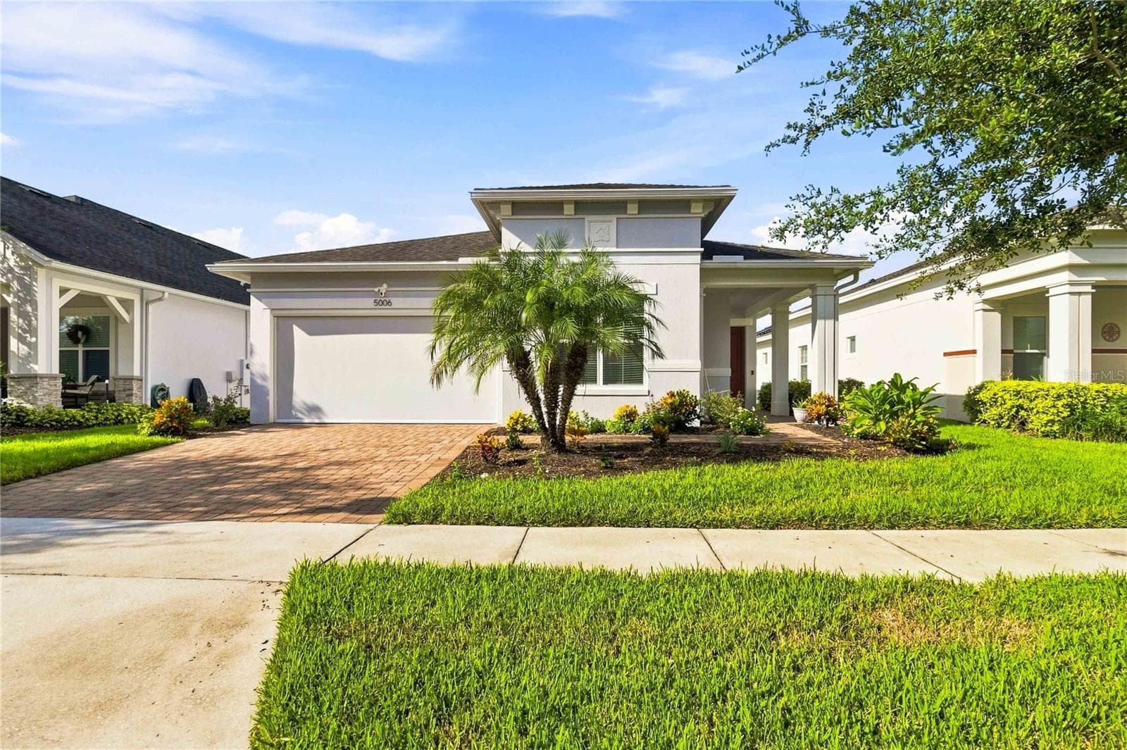 5006 E FOUNTAINWOOD DR
