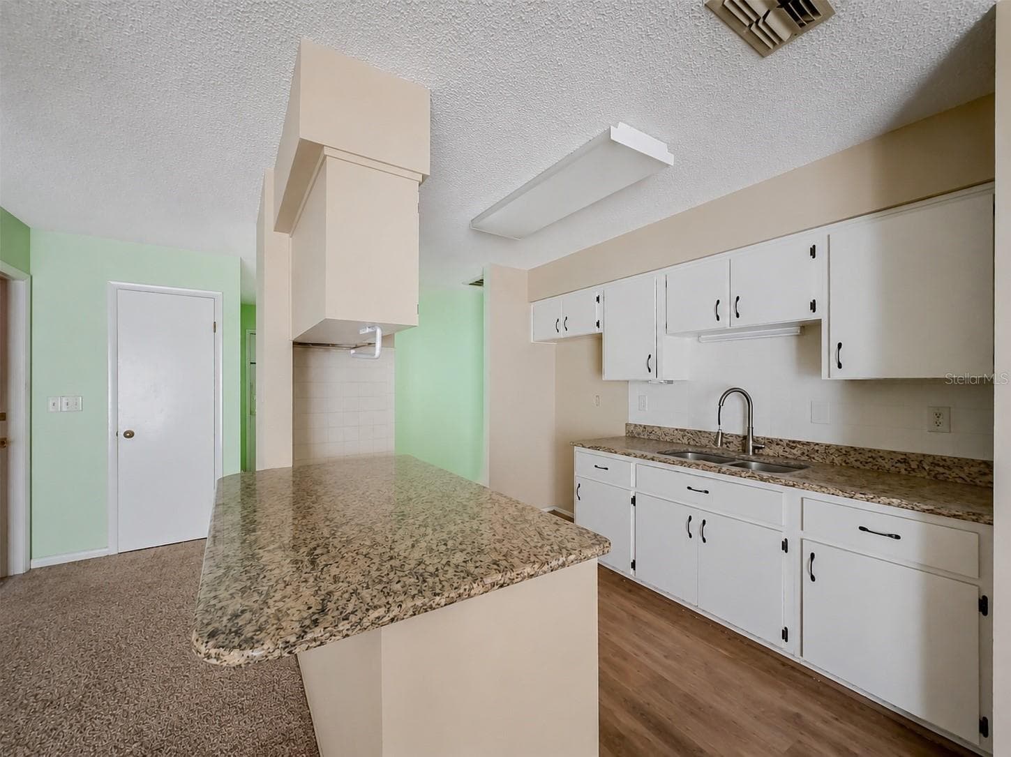 Single Family Residence at 9320 SE MARICAMP RD, OCALA, photo 14 of 43