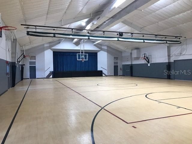 Indoor Basketball Courts - 13417 BEECHBERRY DR, RIVERVIEW