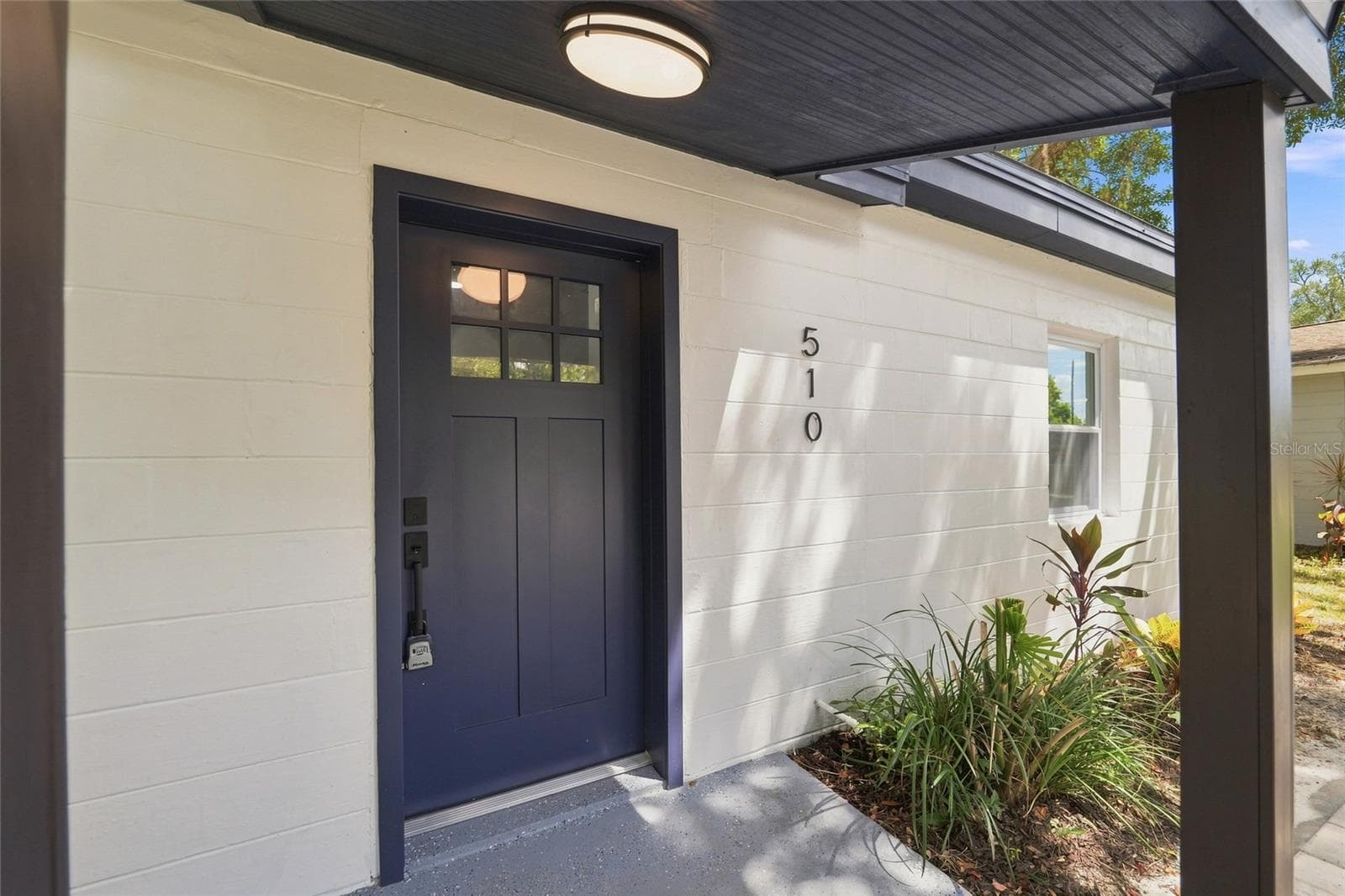 Single Family Residence at 510 3RD AVE NE, LARGO, photo 5 of 33