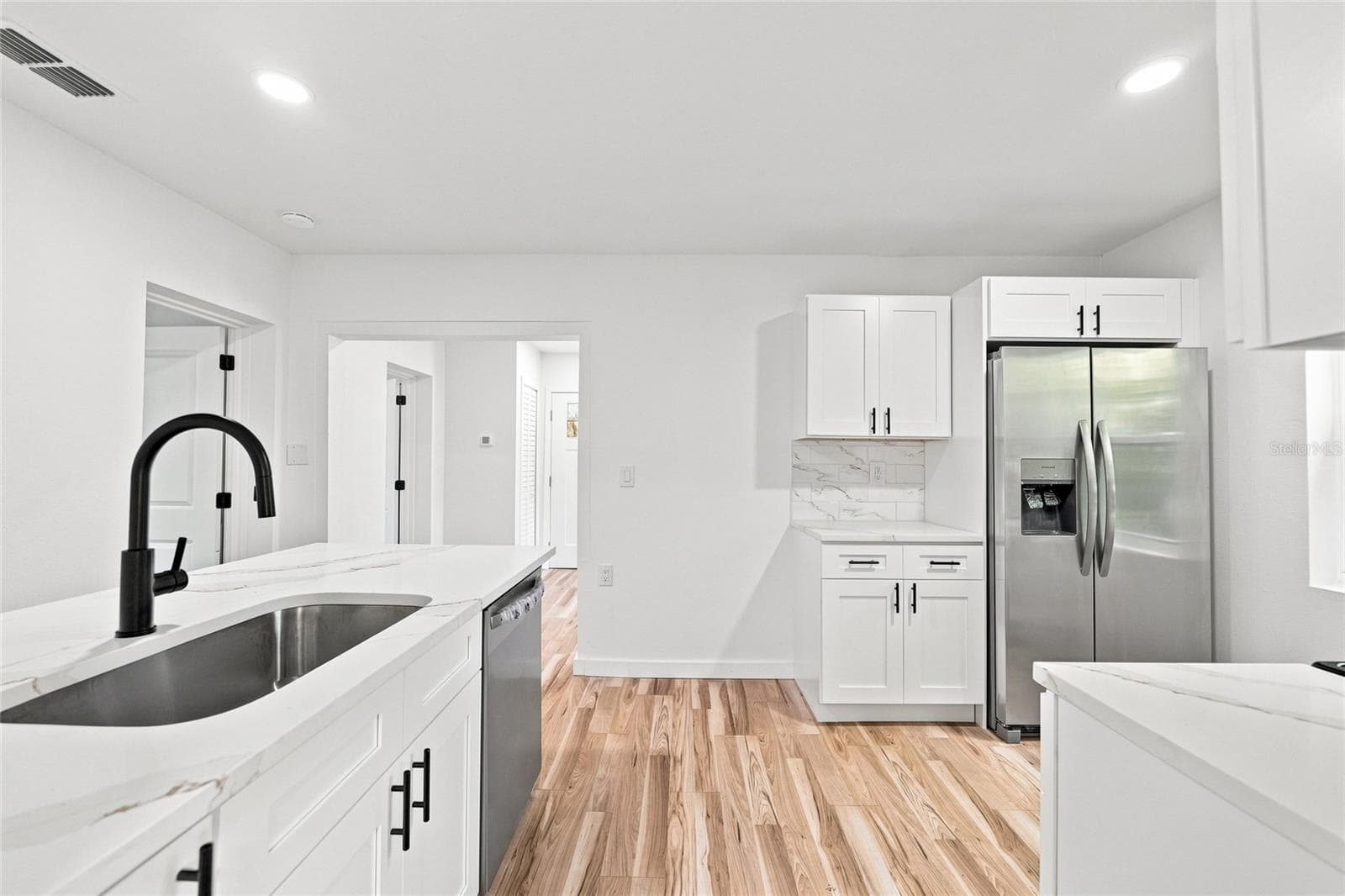 Single Family Residence at 510 3RD AVE NE, LARGO, photo 11 of 33