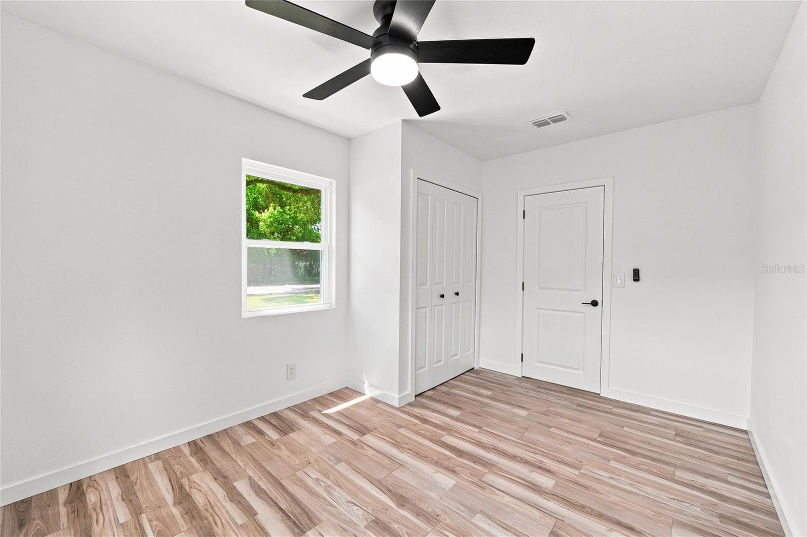 Single Family Residence at 510 3RD AVE NE, LARGO, photo 14 of 33