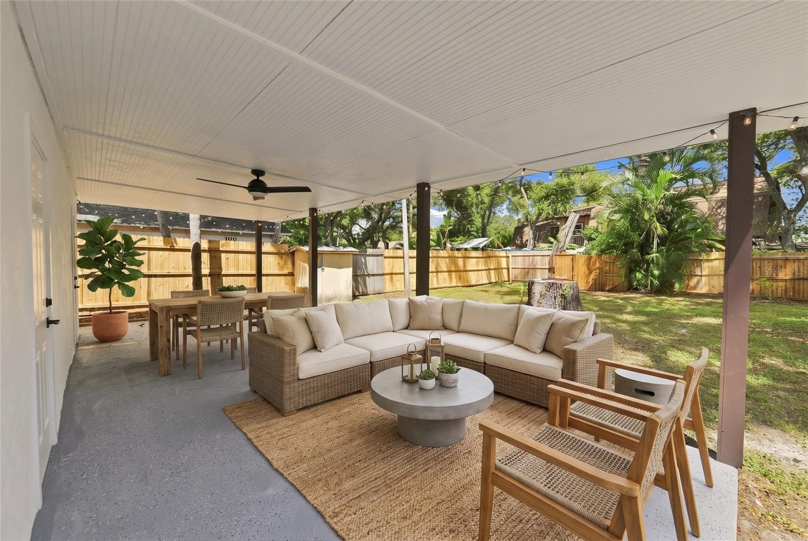 Single Family Residence at 510 3RD AVE NE, LARGO, photo 26 of 33