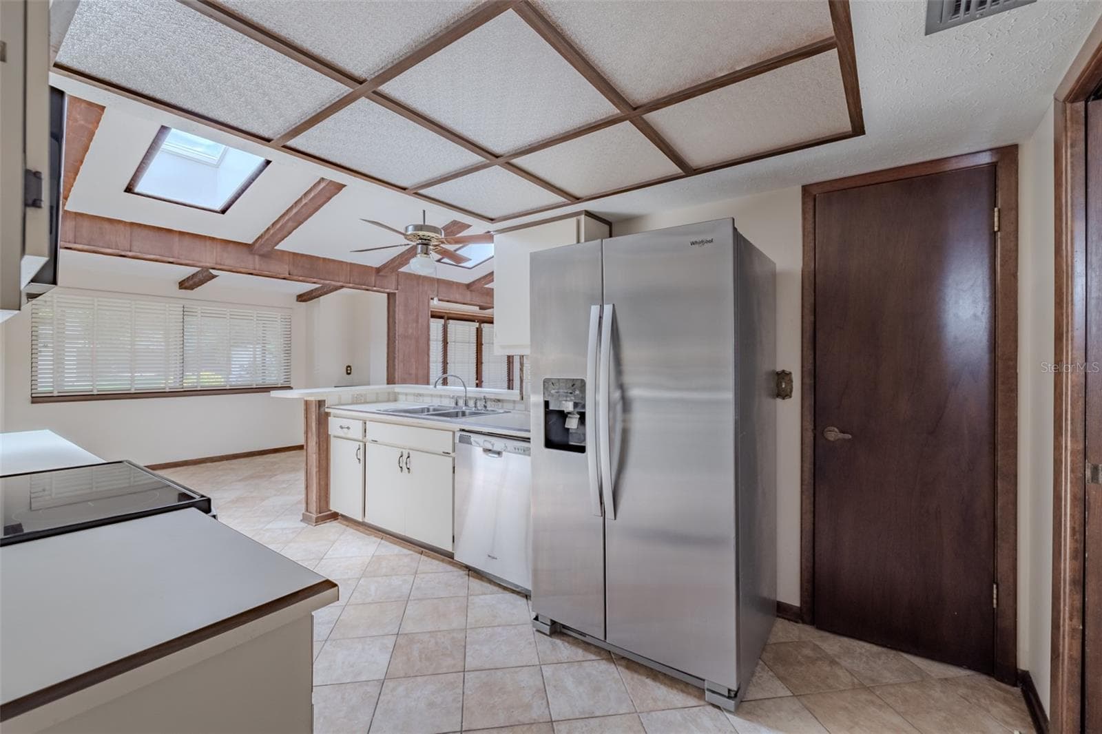 Single Family Residence at 501 BRYAN RD, BRANDON, photo 18 of 40