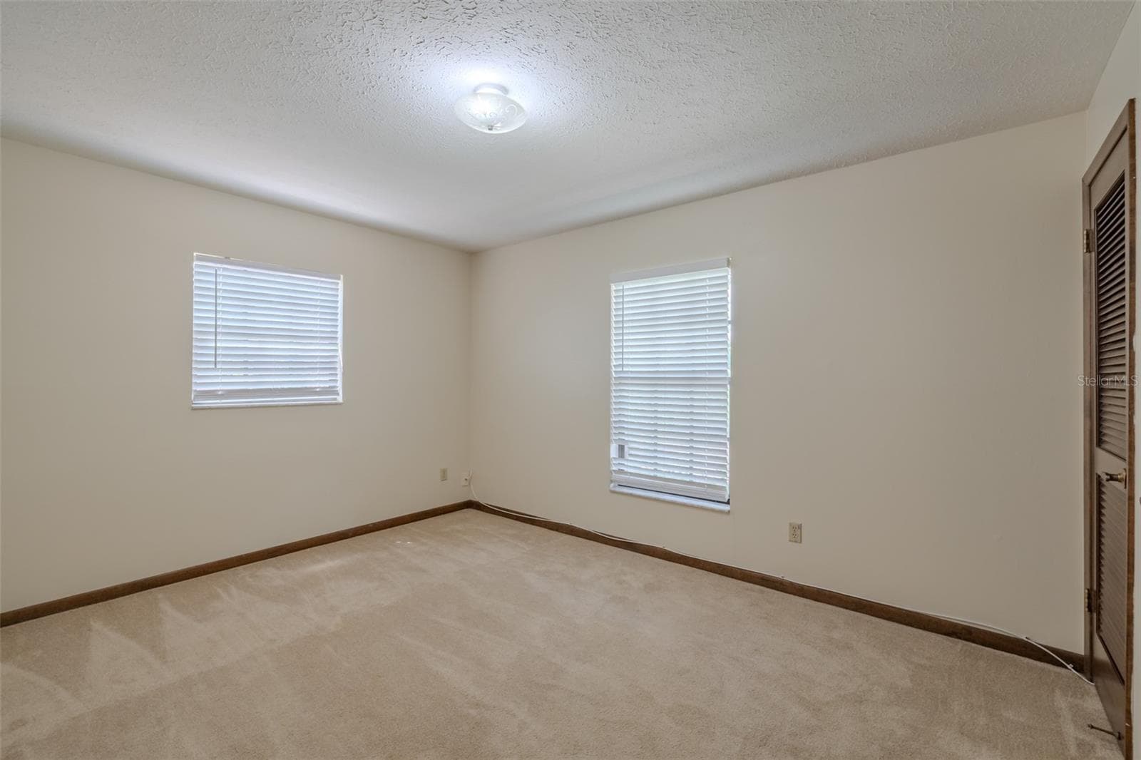 Single Family Residence at 501 BRYAN RD, BRANDON, photo 30 of 40