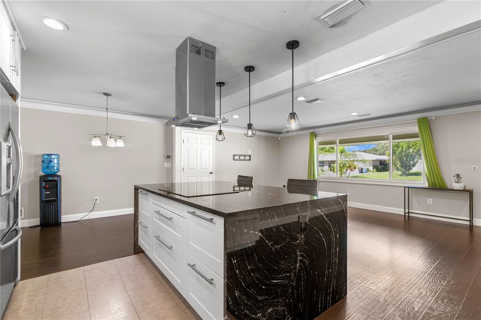 Single Family Residence at 1009 WOODLEY RD, CLEARWATER, photo 12 of 27
