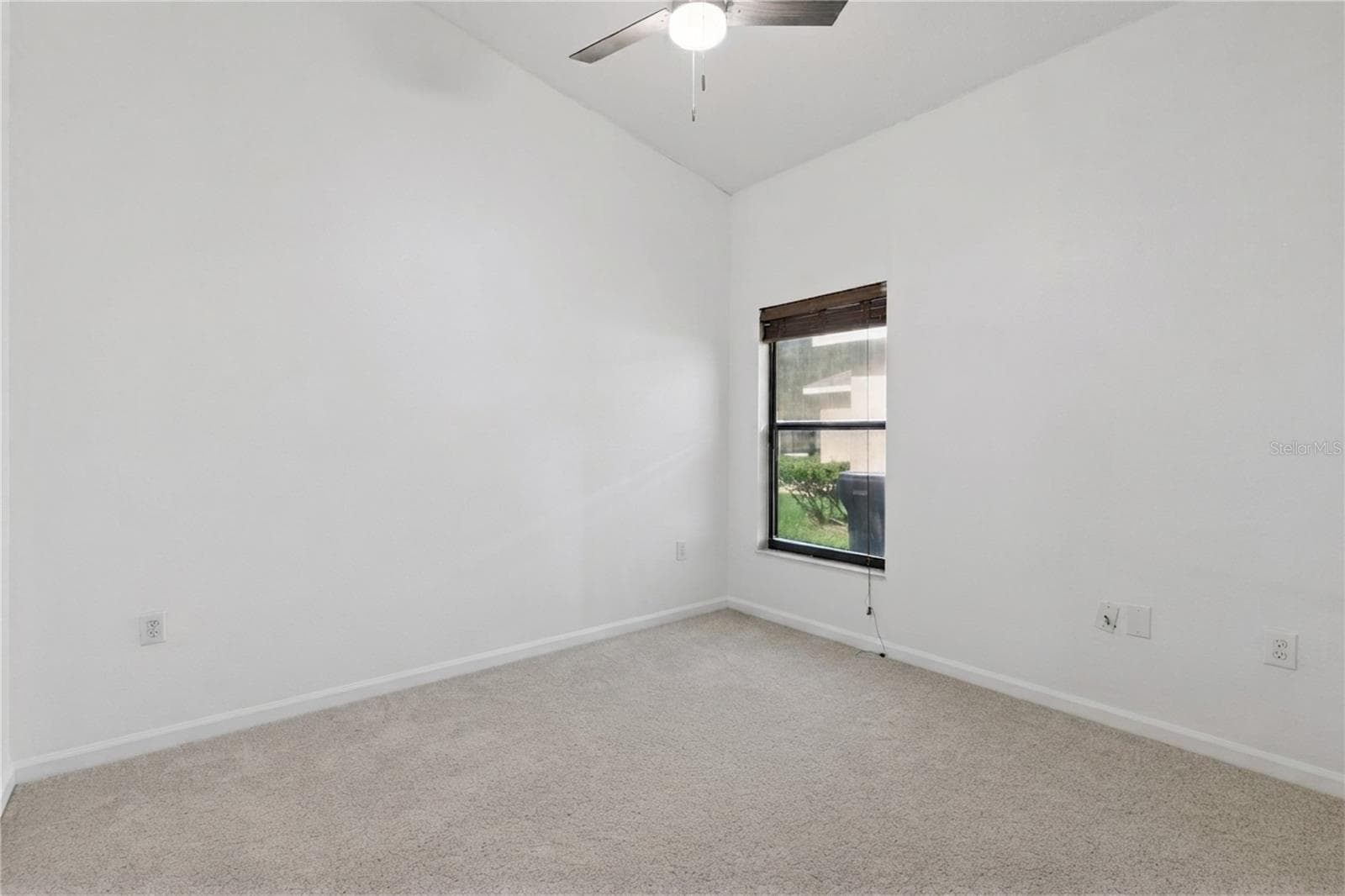Single Family Residence at 509 HARDWOOD CIR, ORLANDO, photo 34 of 69