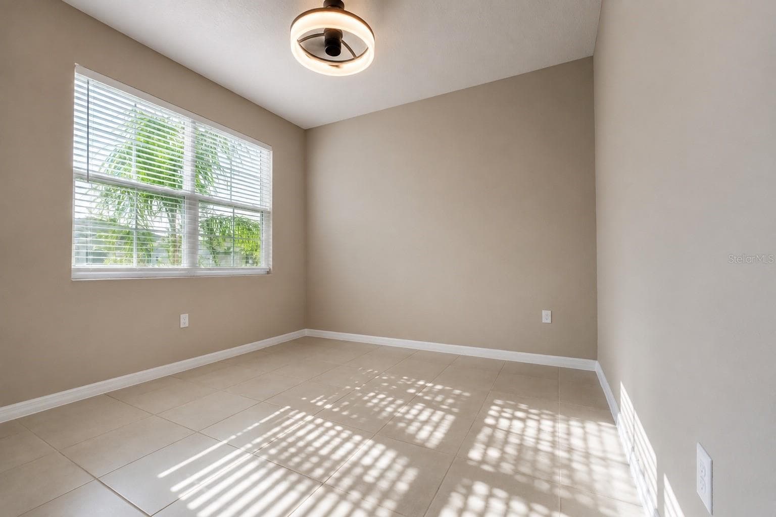 Single Family Residence at 12455 SHINING WILLOW ST, RIVERVIEW, photo 43 of 64
