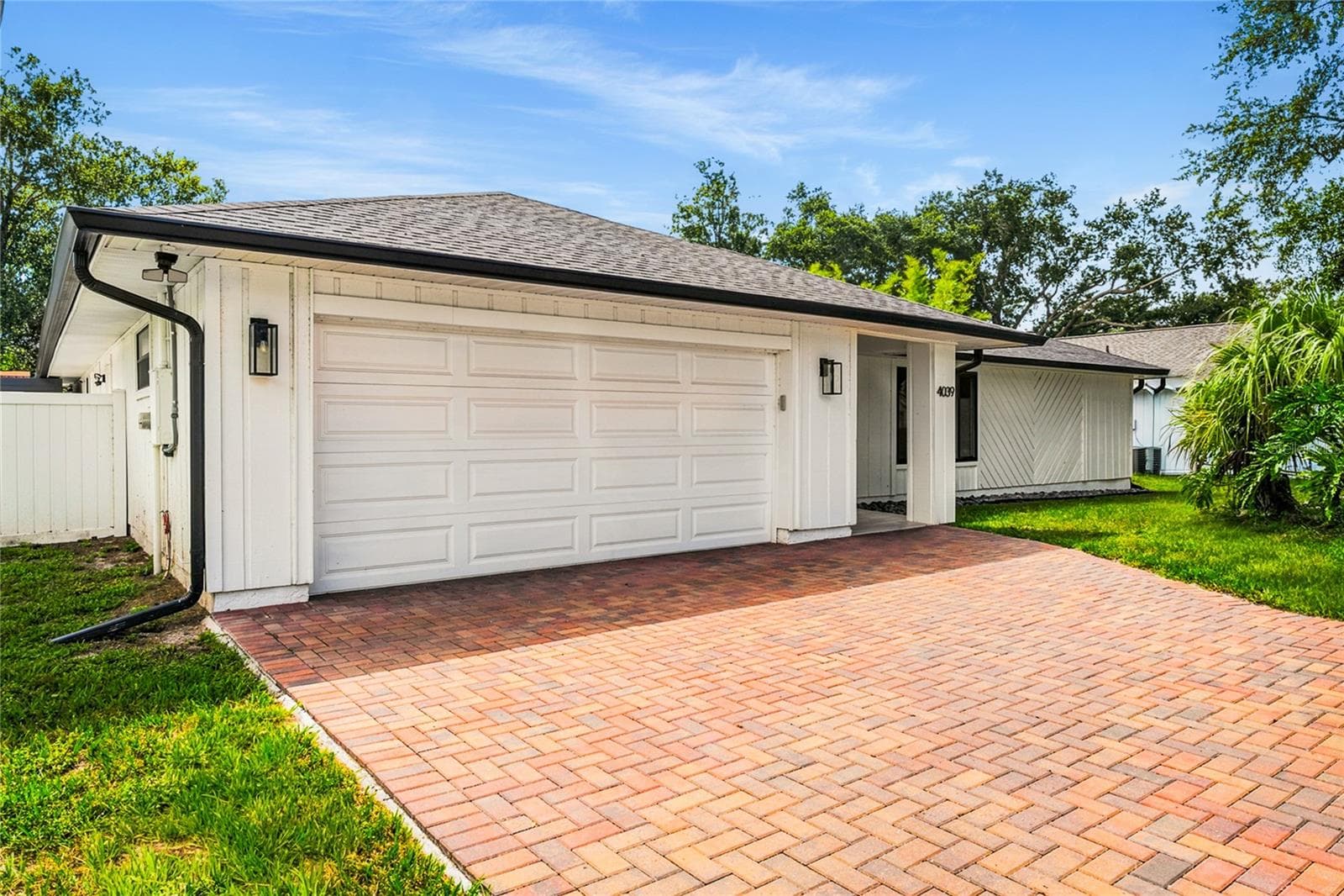 Single Family Residence at 4039 COOL WATER CT, WINTER PARK, photo 2 of 52