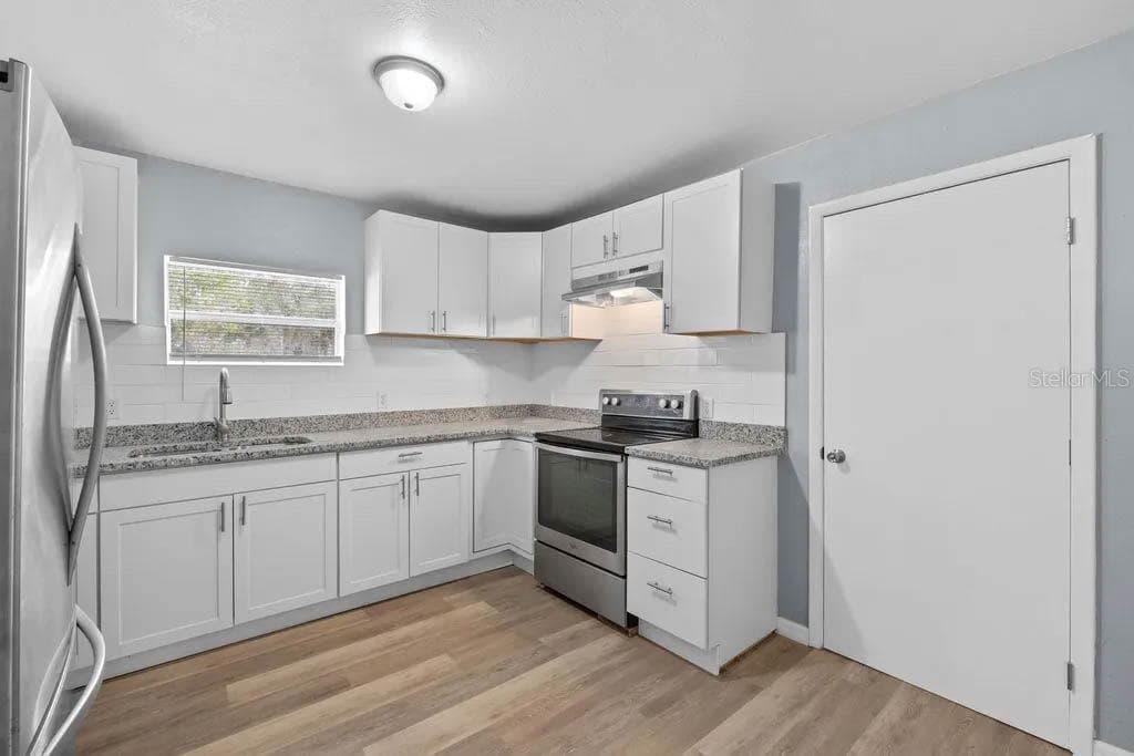 Single Family Residence at 515 S CHARLESTON AVE, FORT MEADE, photo 12 of 30