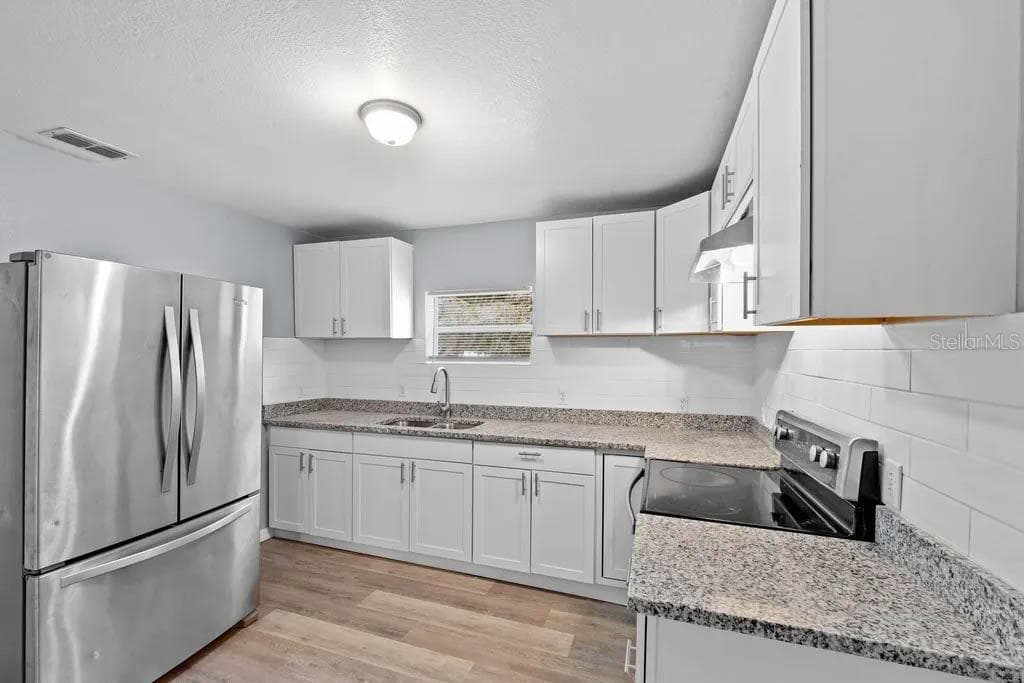 Single Family Residence at 515 S CHARLESTON AVE, FORT MEADE, photo 15 of 30