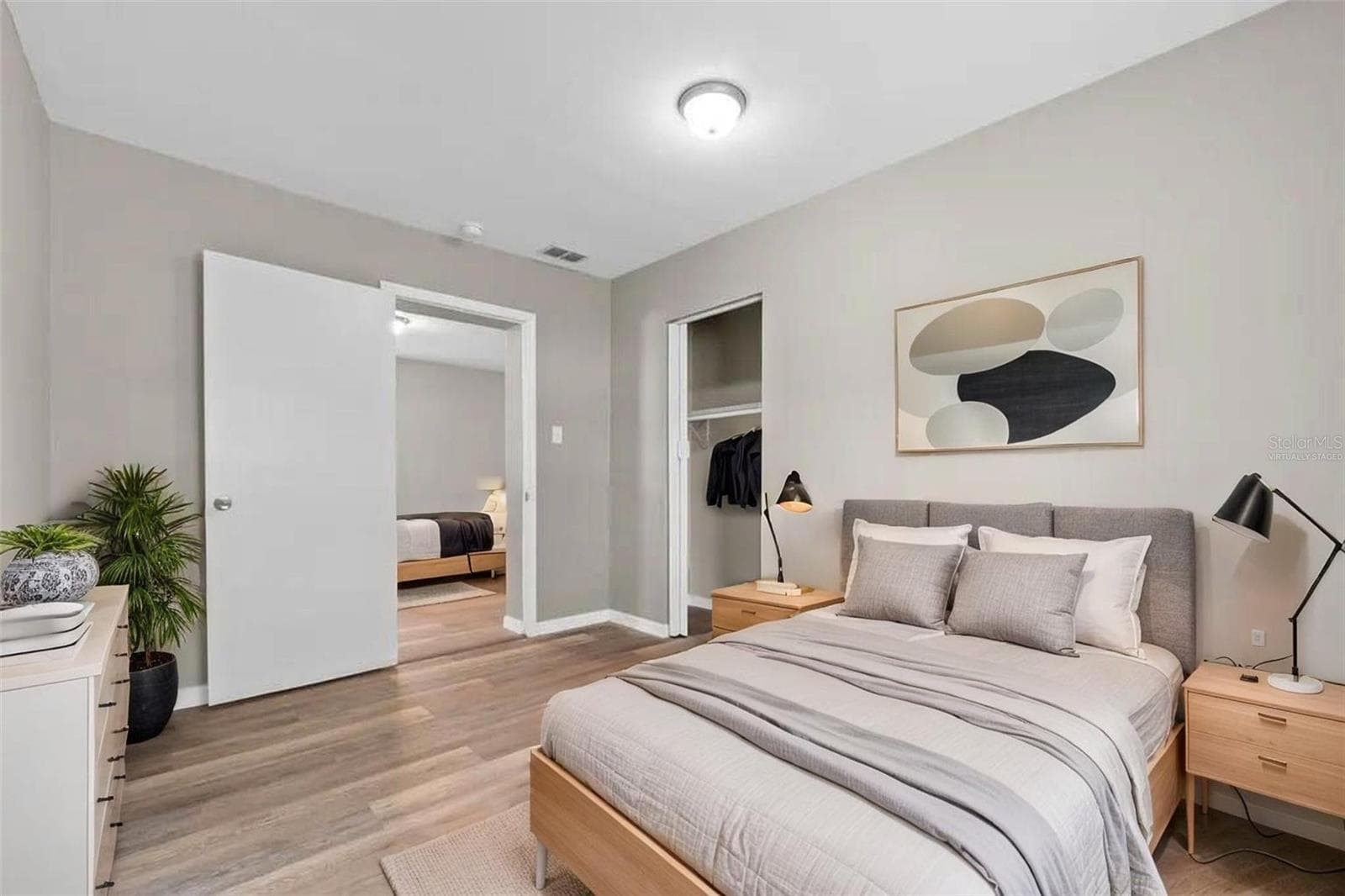 virtually staged - 515 S CHARLESTON AVE, FORT MEADE